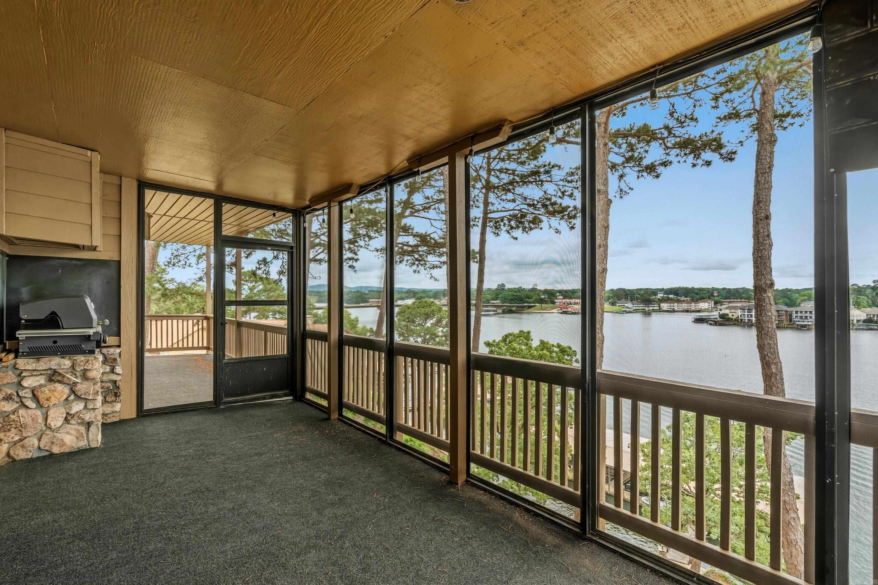 CEDAR CREST - Residential