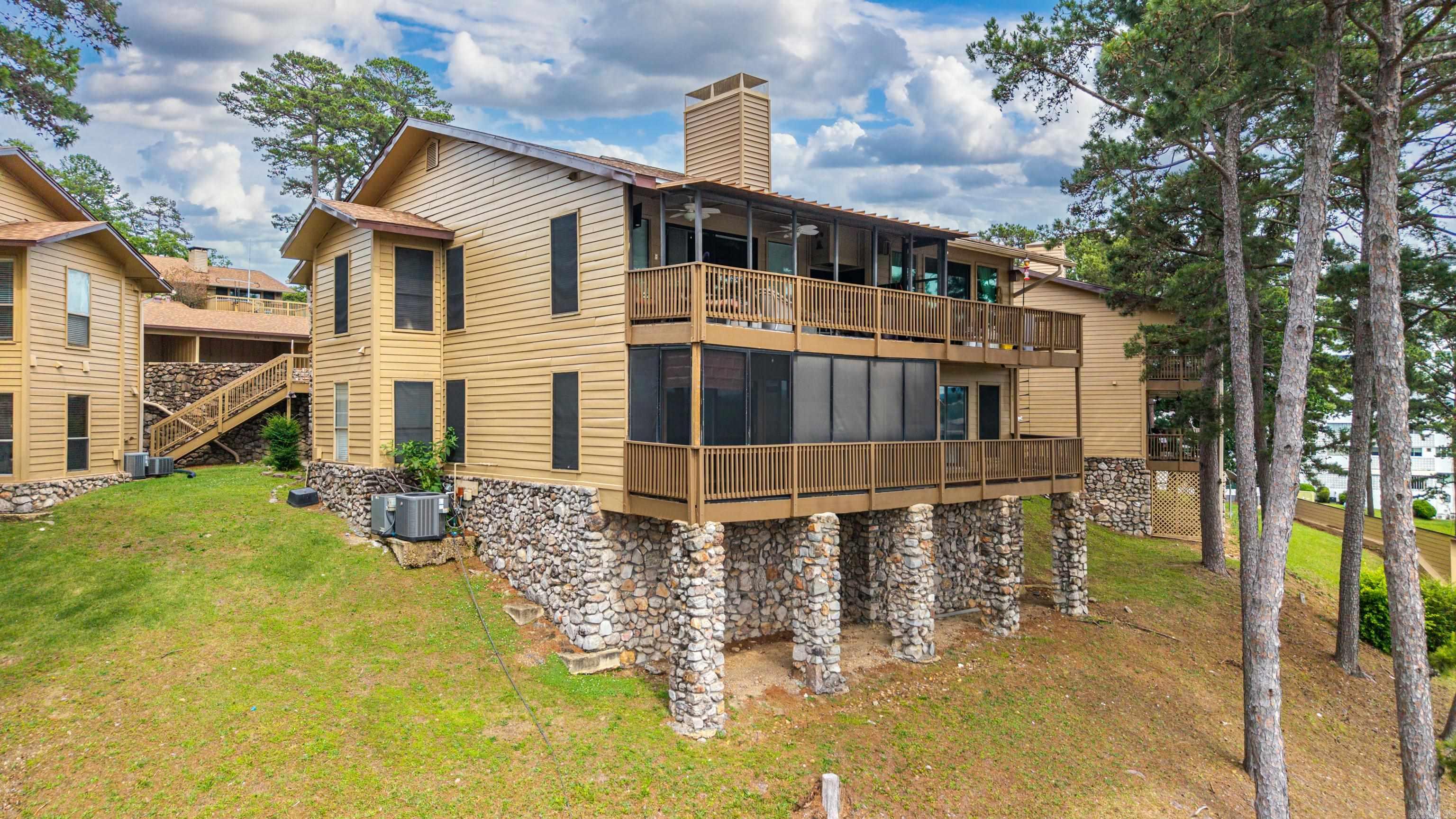 CEDAR CREST - Residential