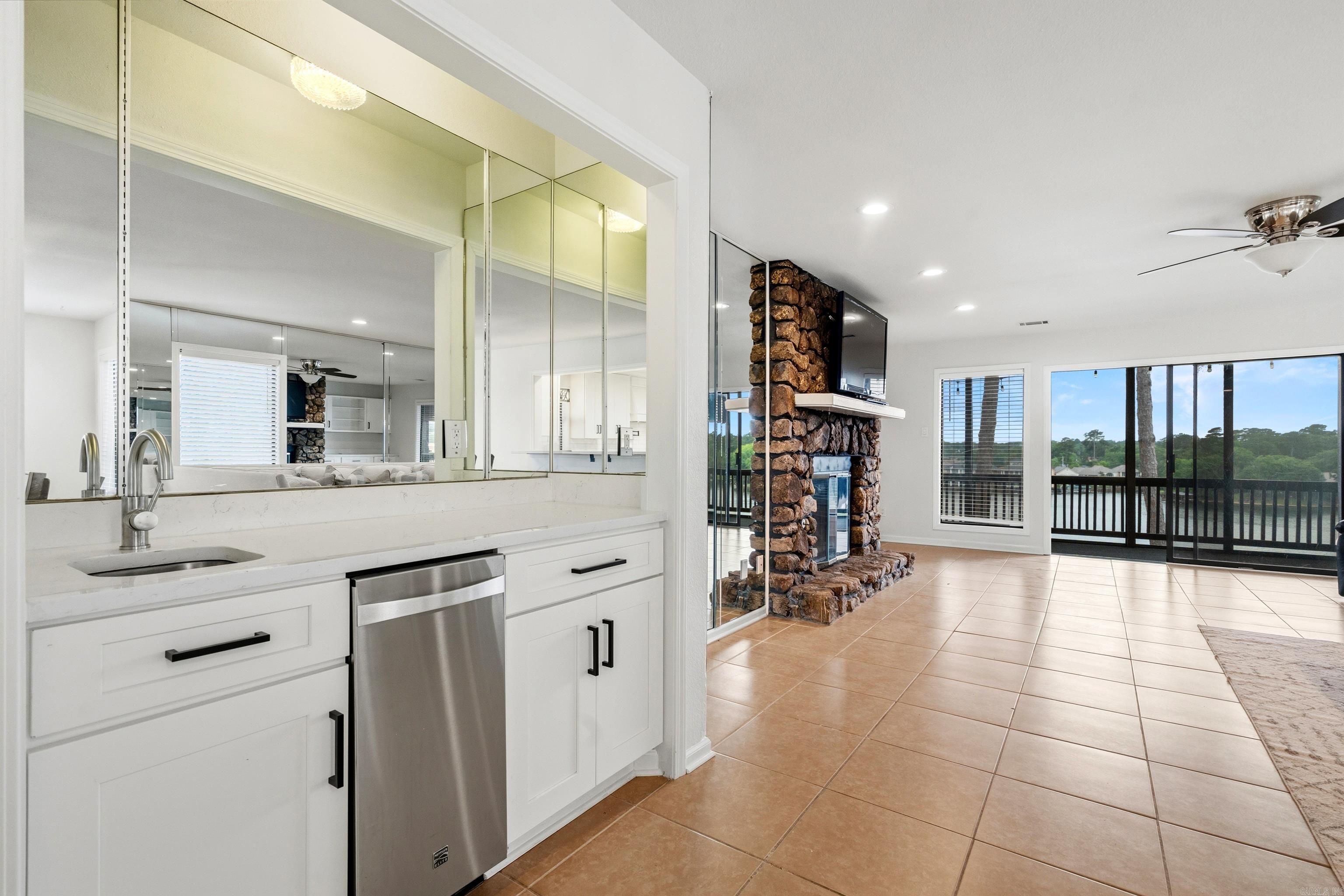 CEDAR CREST - Residential