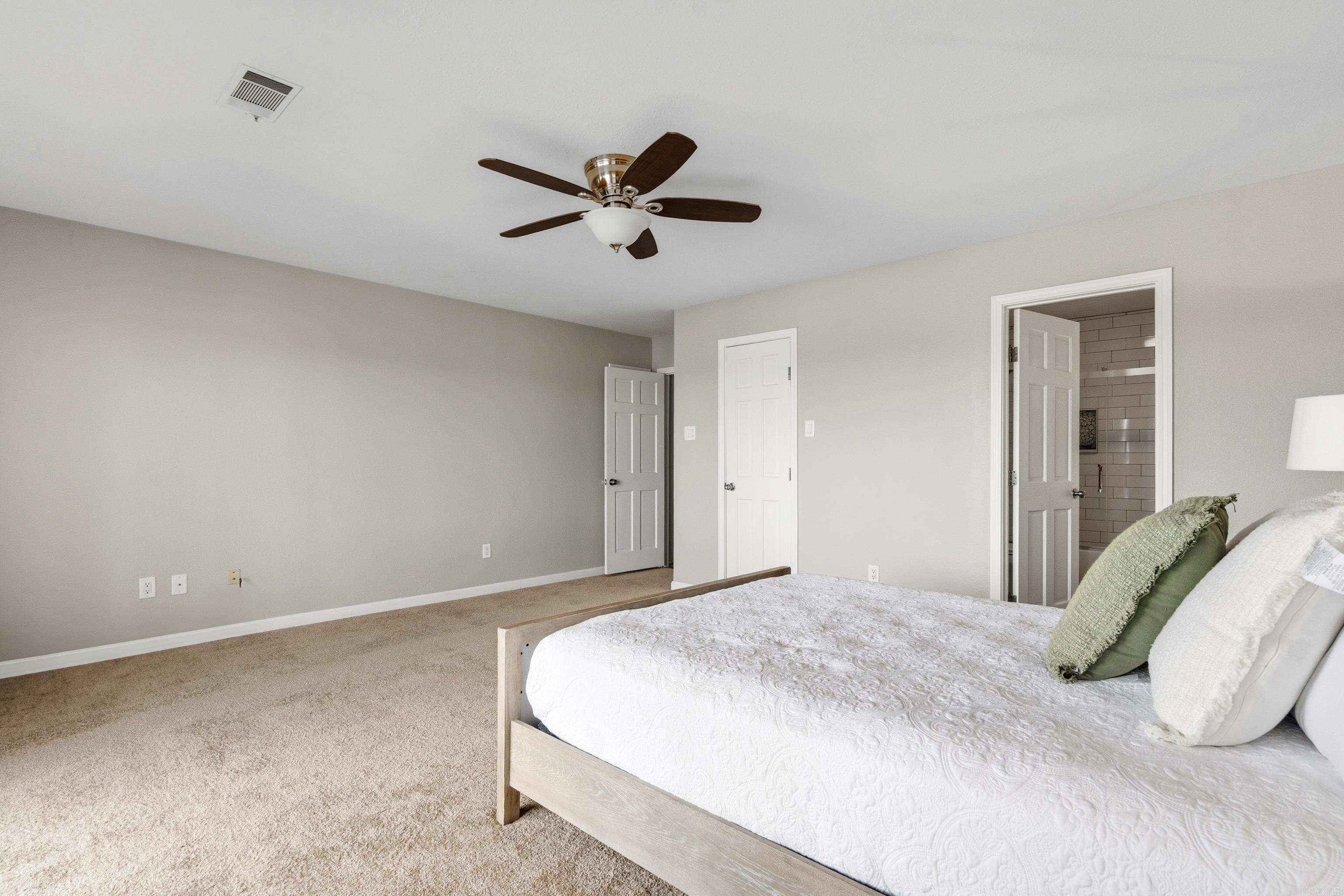 CEDAR CREST - Residential