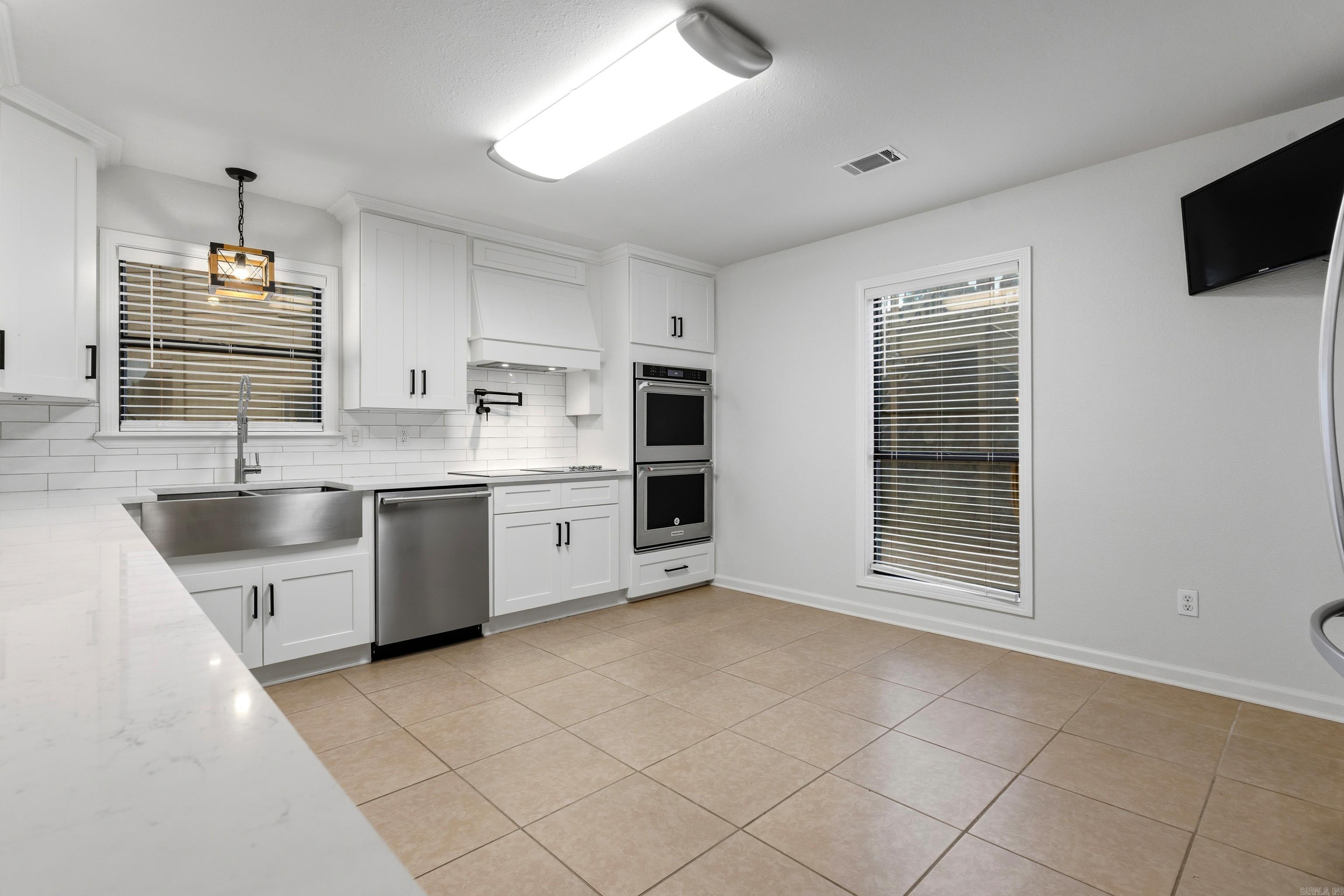 CEDAR CREST - Residential