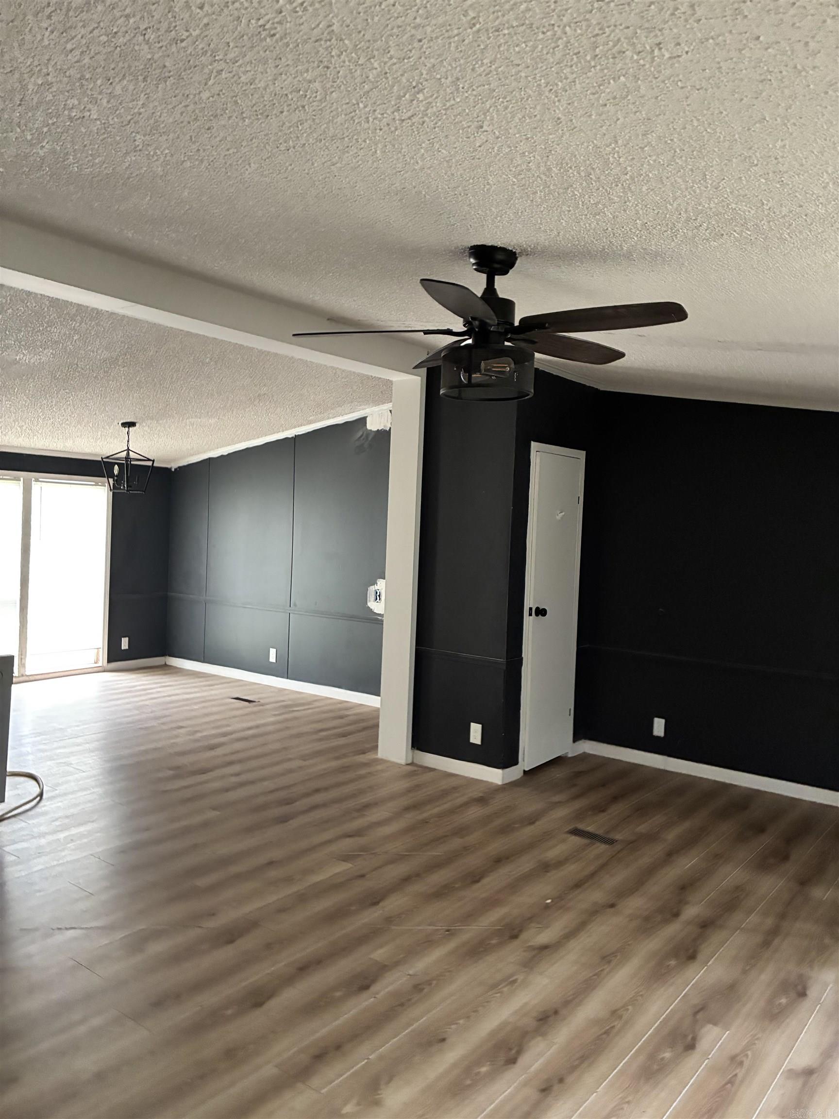 AIRSMAN ADDITION - Residential