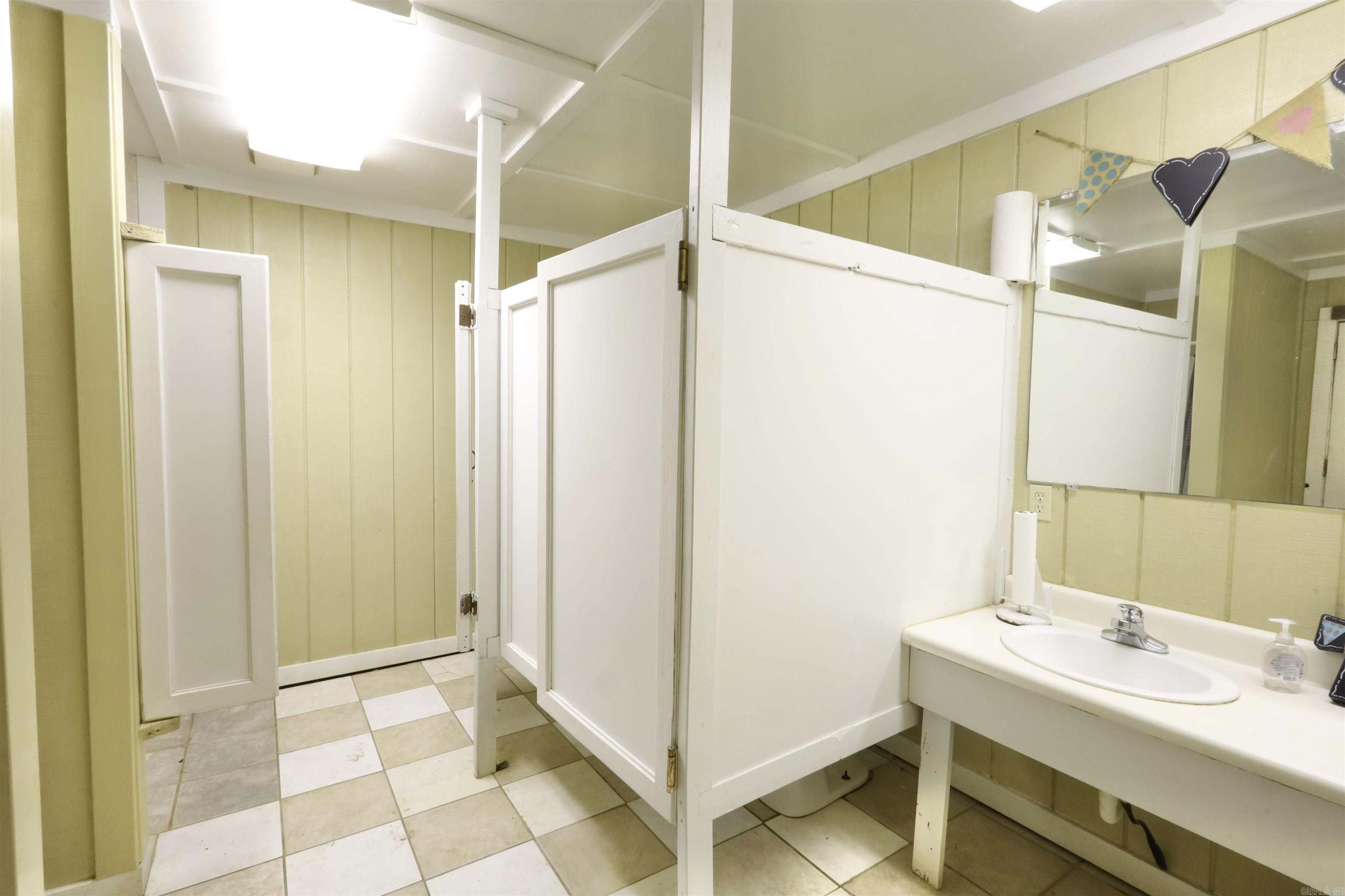 Metes & Bounds - Residential Income