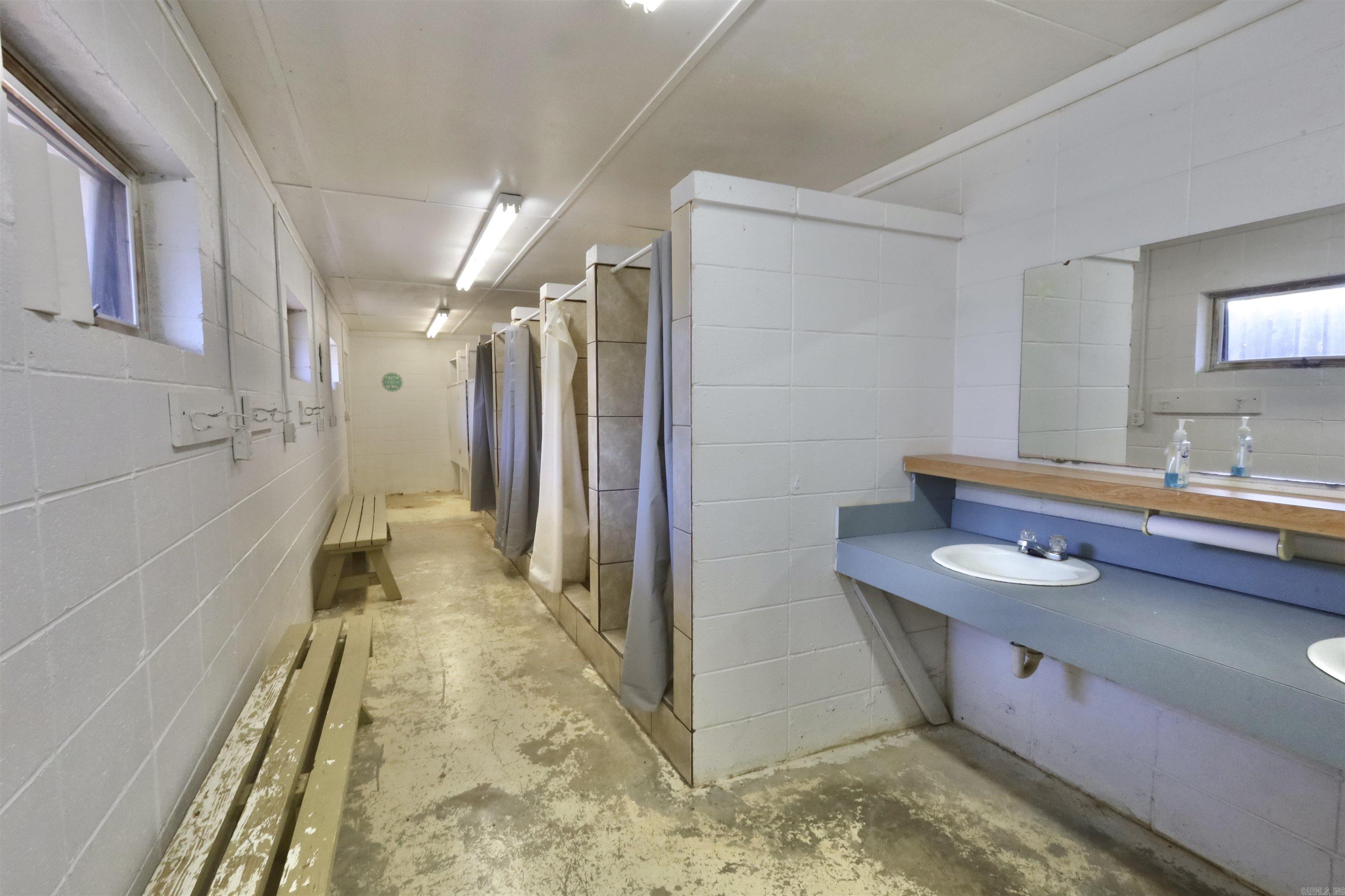 Metes & Bounds - Residential Income