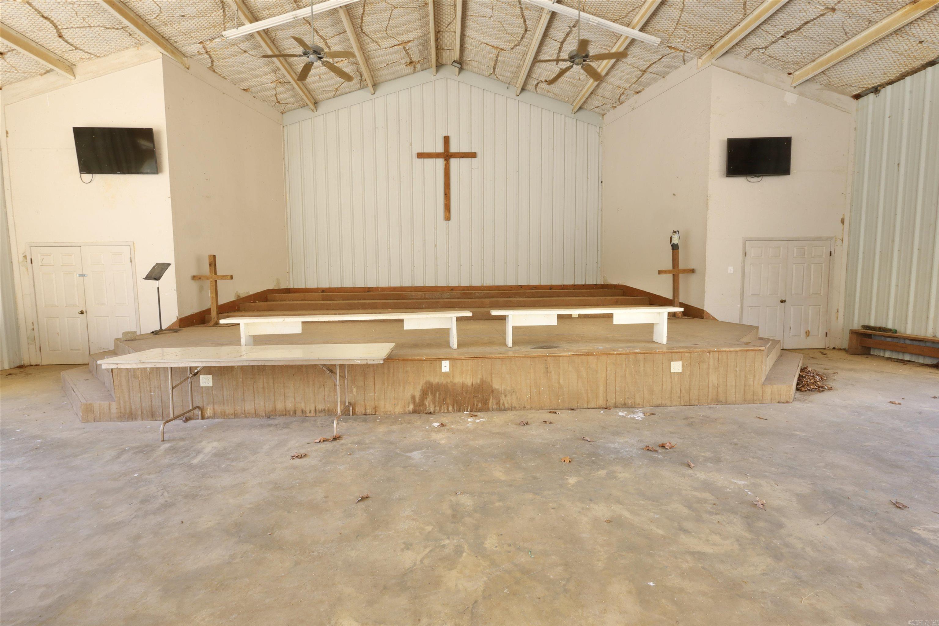 Metes & Bounds - Residential Income