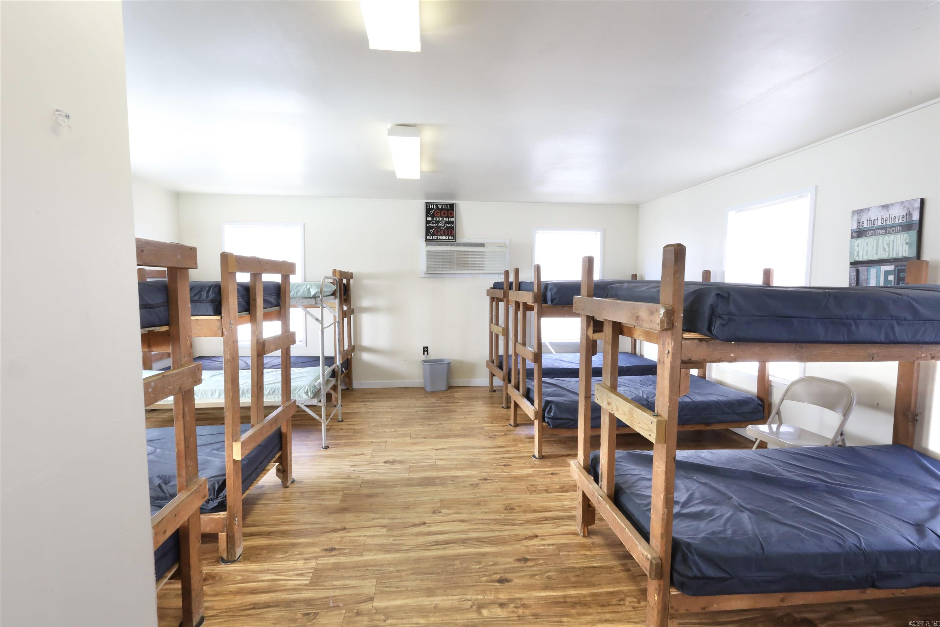 Metes & Bounds - Residential Income