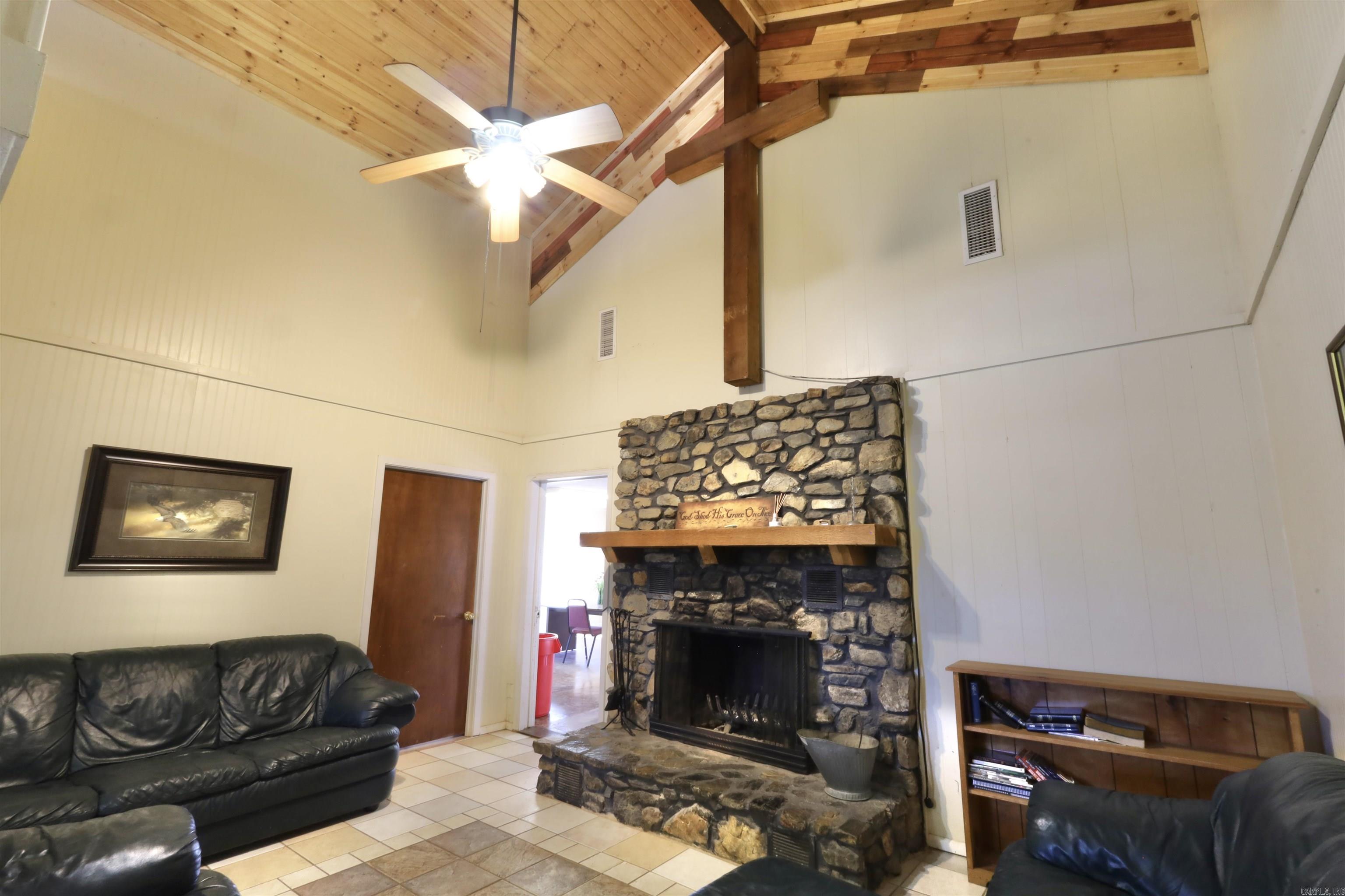 Metes & Bounds - Residential Income