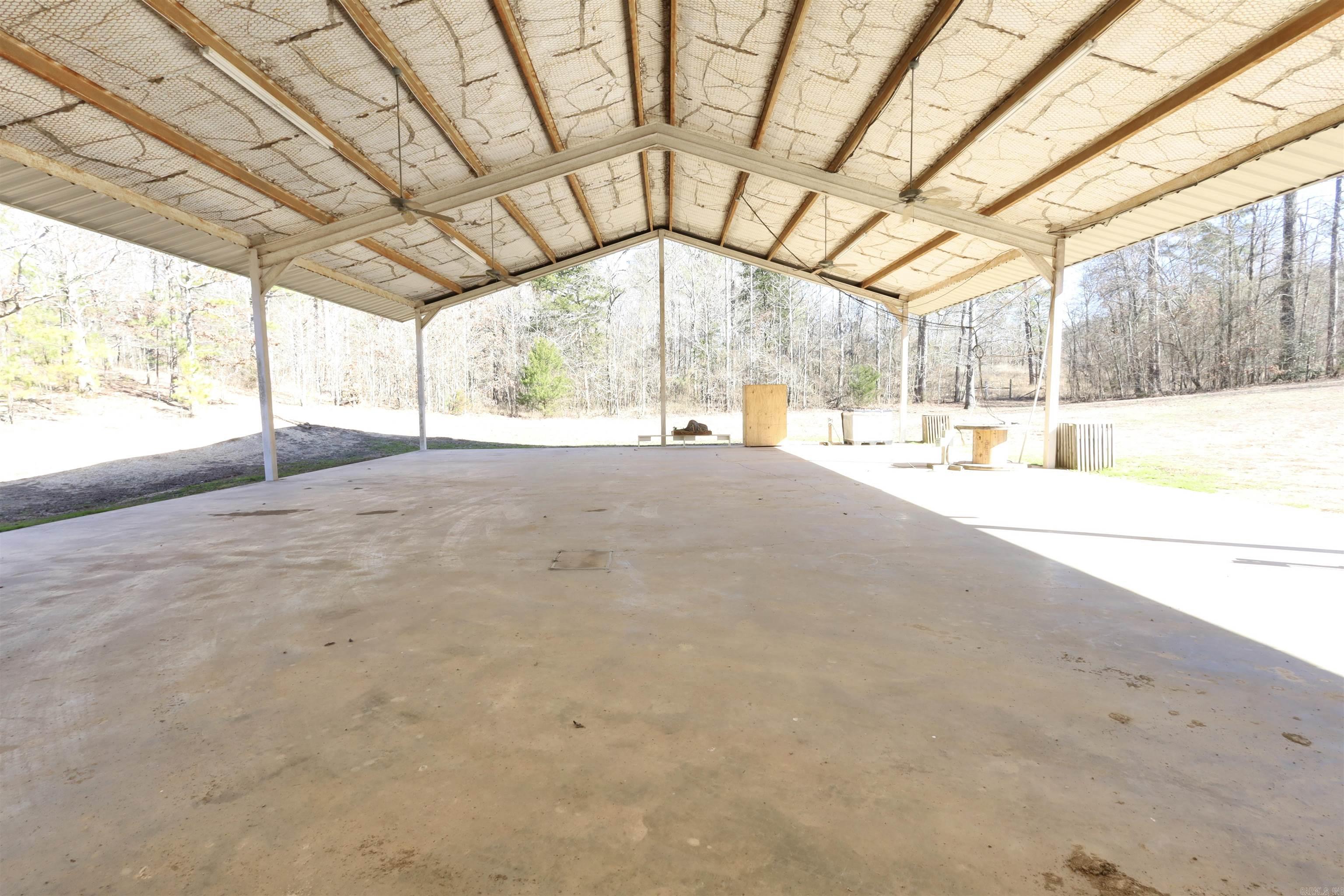 Metes & Bounds - Residential Income