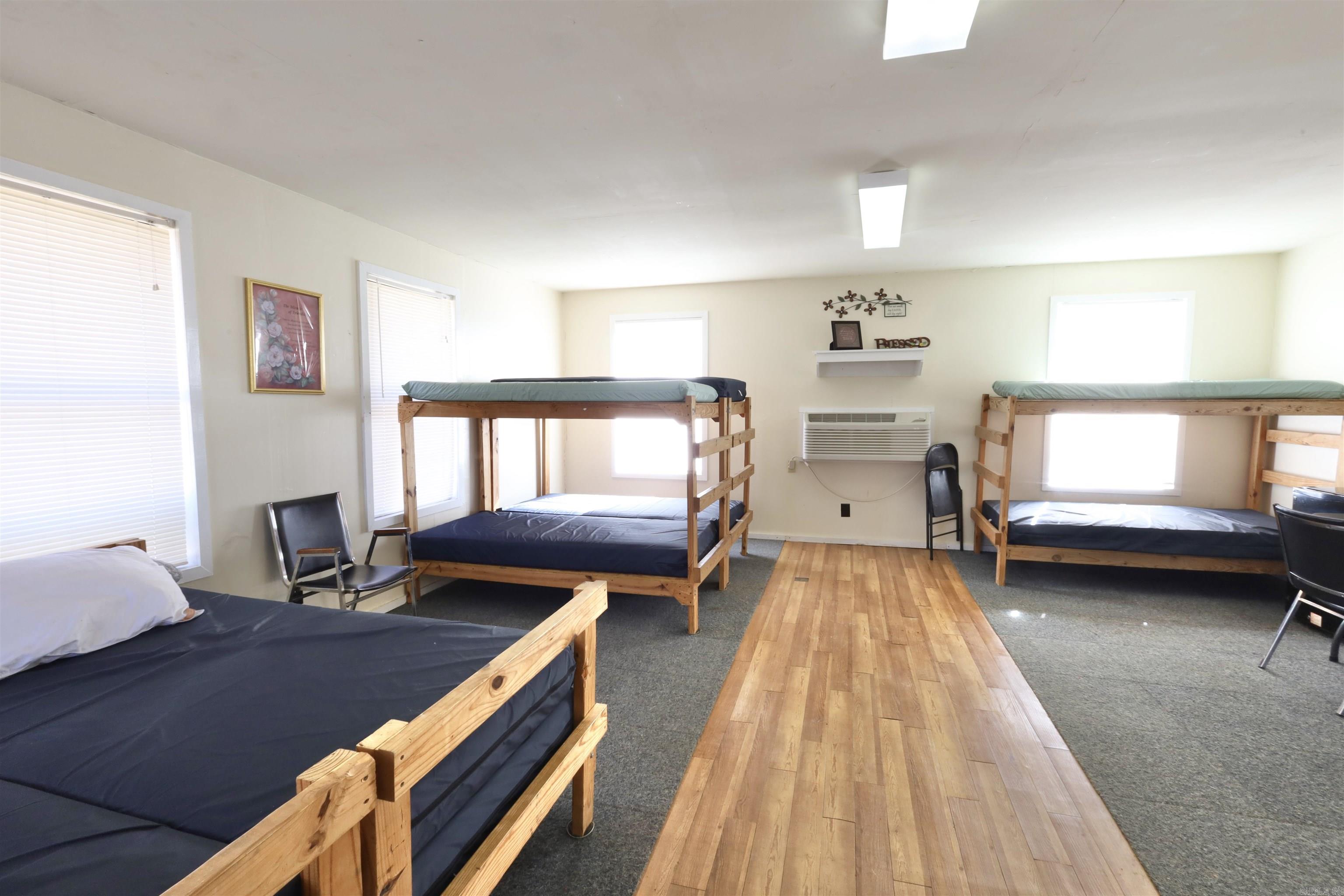 Metes & Bounds - Residential Income