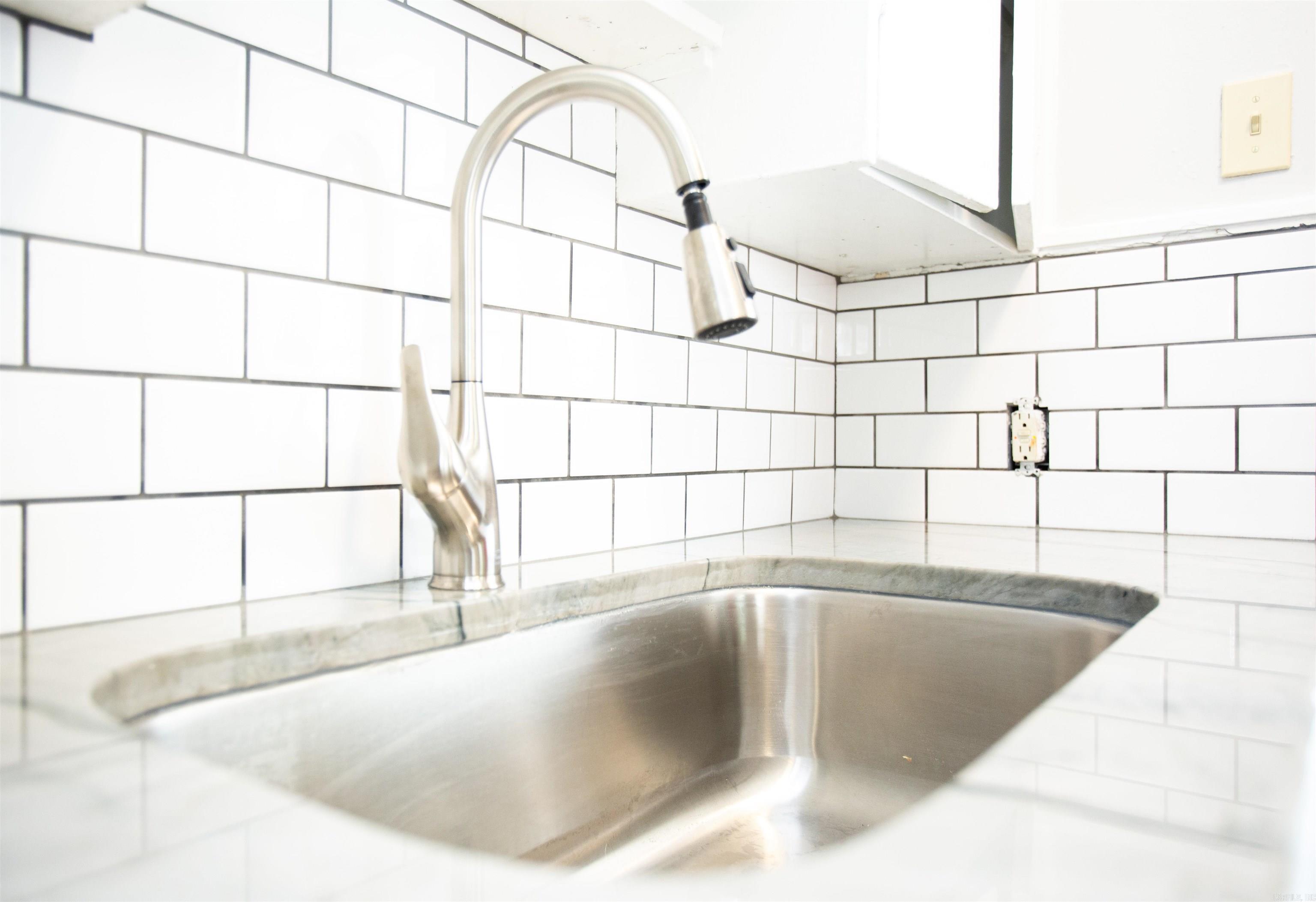 Cherry & Cox - Residential Lease