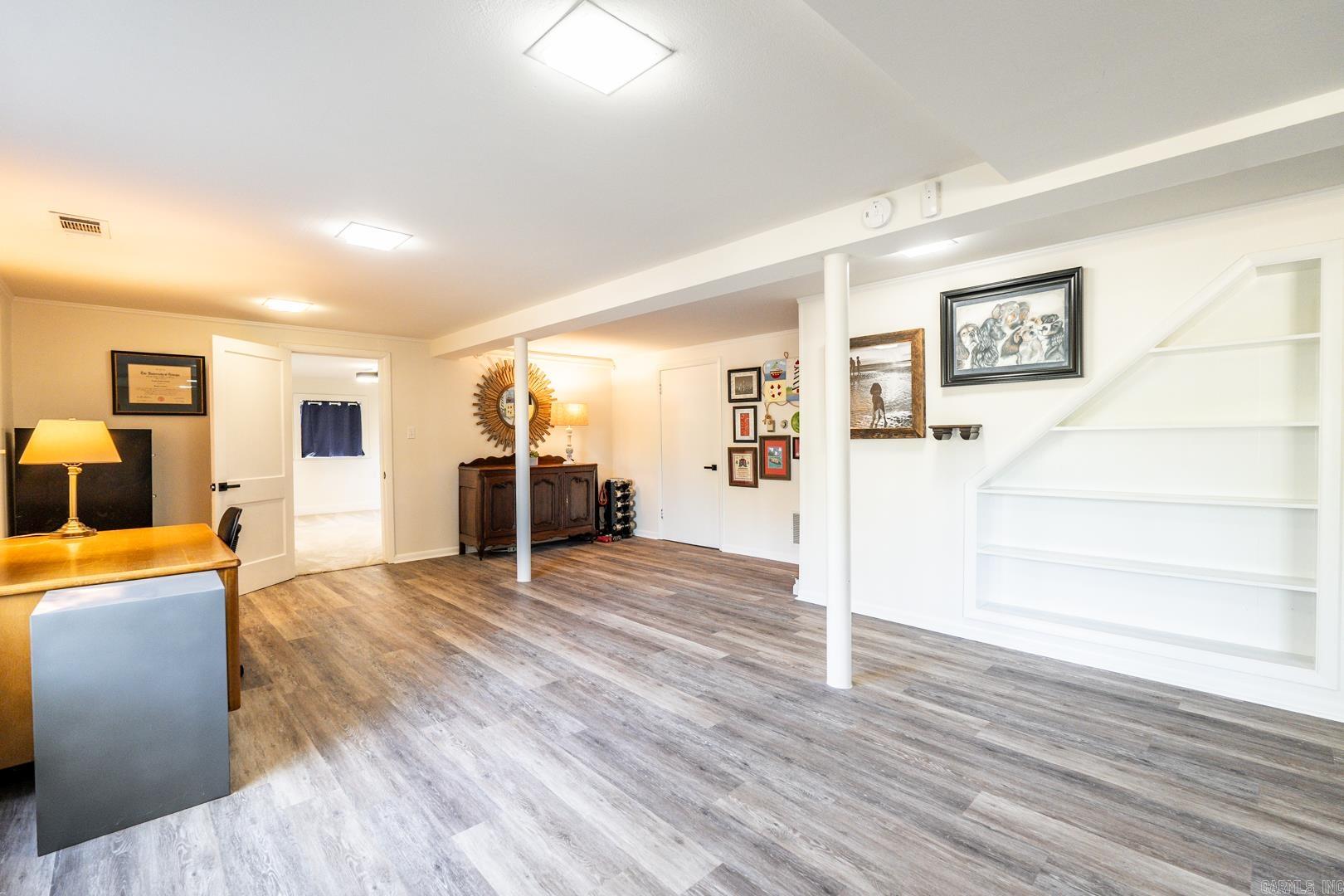 KINGWOOD PLACE - Residential