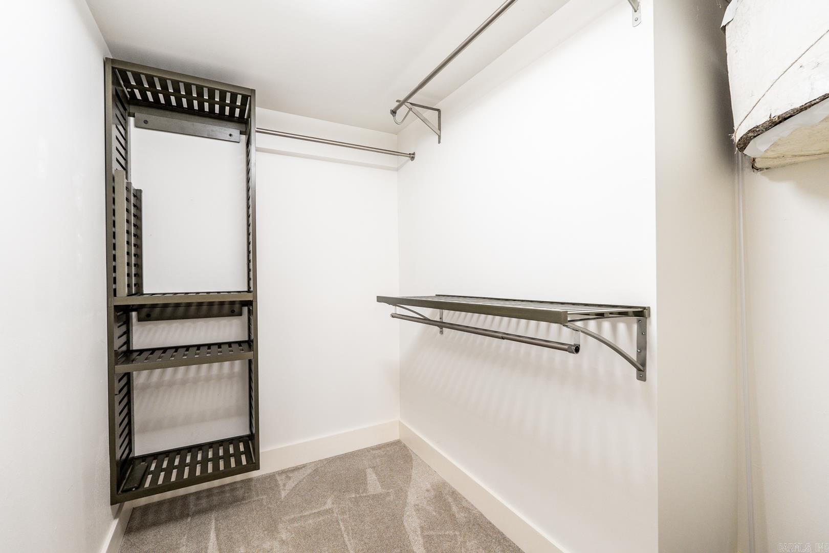 KINGWOOD PLACE - Residential