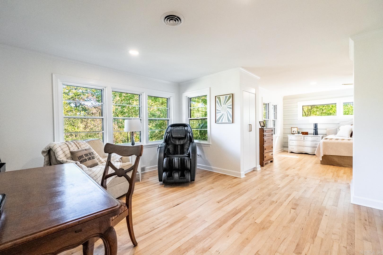 KINGWOOD PLACE - Residential