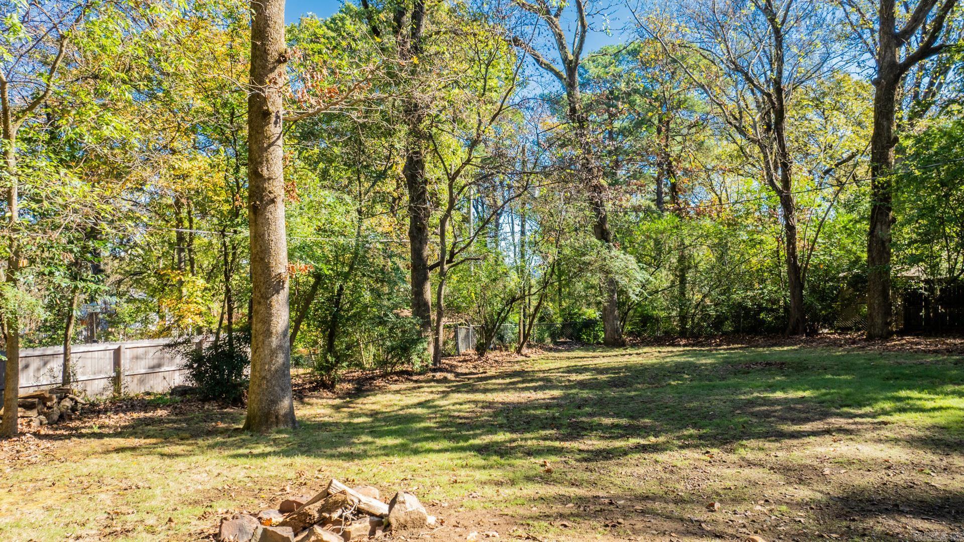 KINGWOOD PLACE - Residential