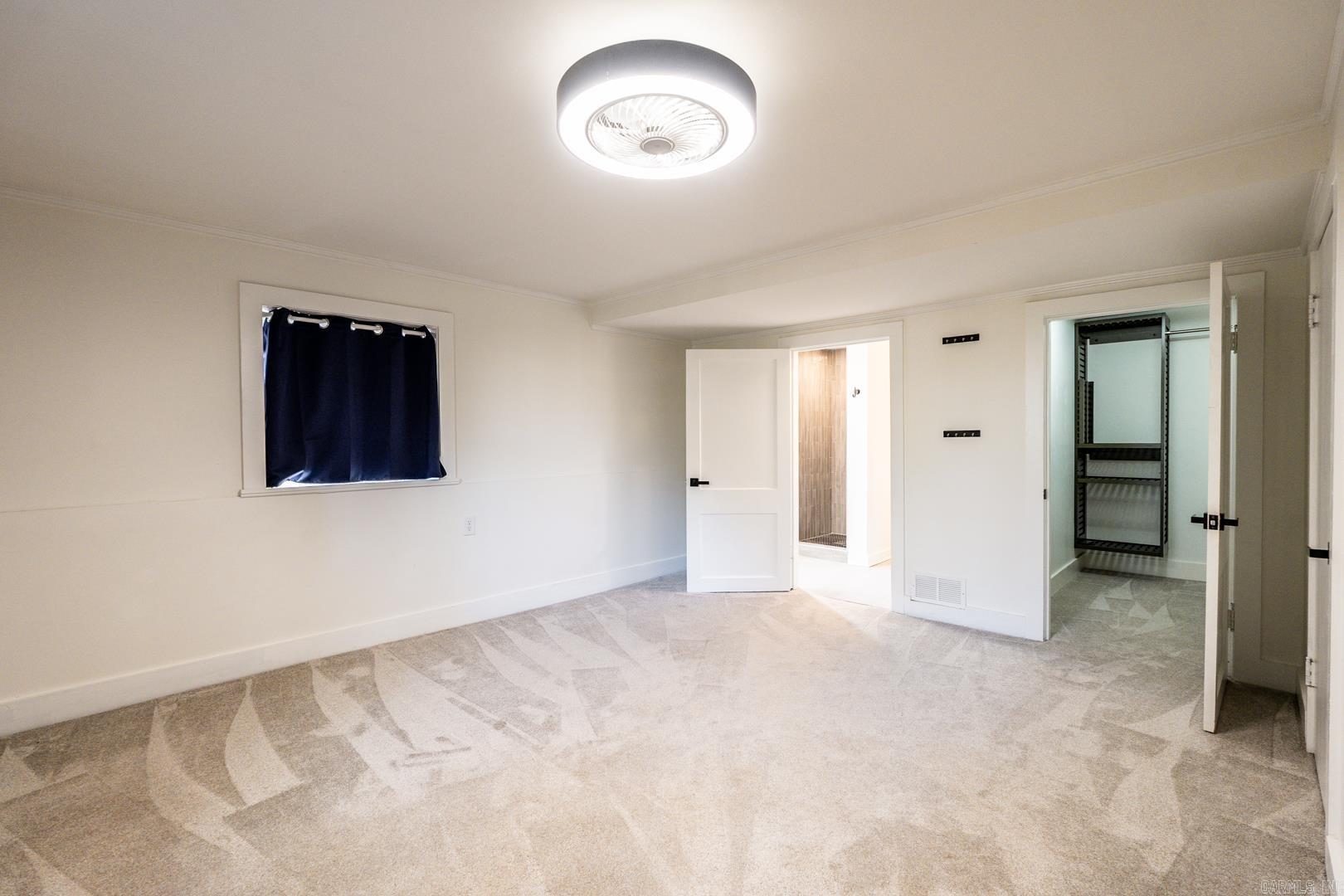 KINGWOOD PLACE - Residential