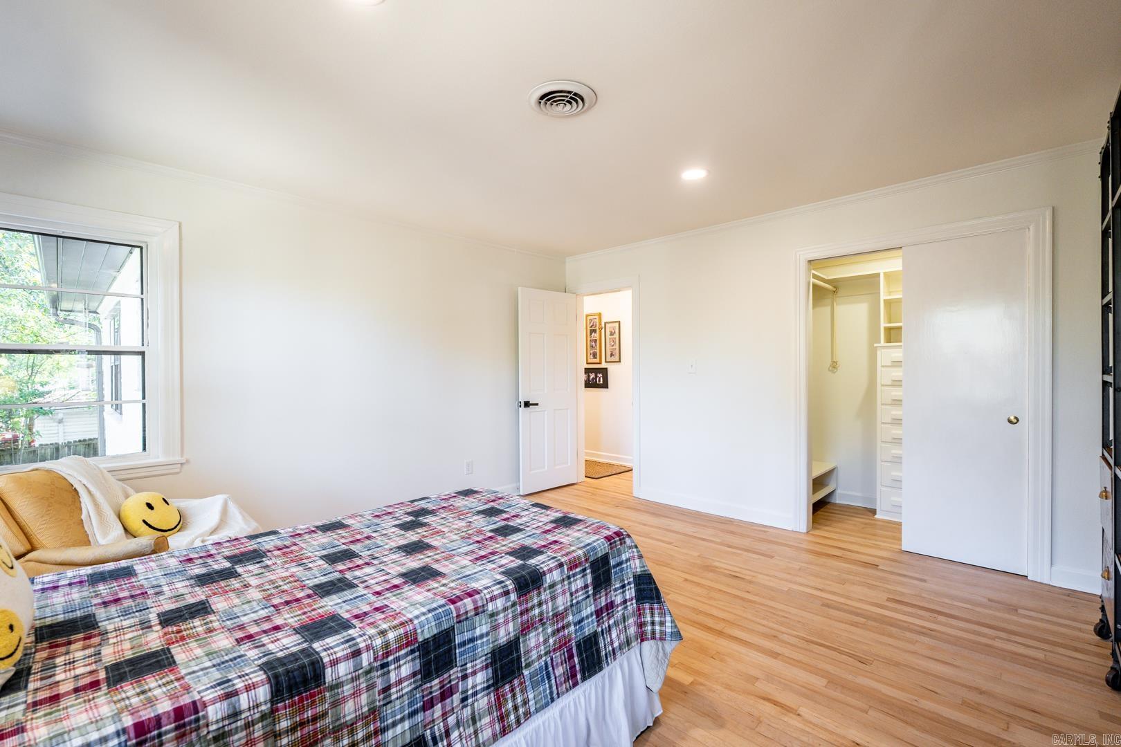 KINGWOOD PLACE - Residential