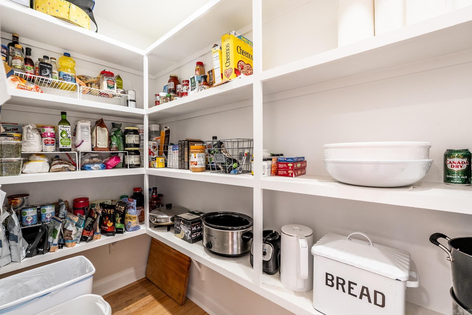 KINGWOOD PLACE - Residential