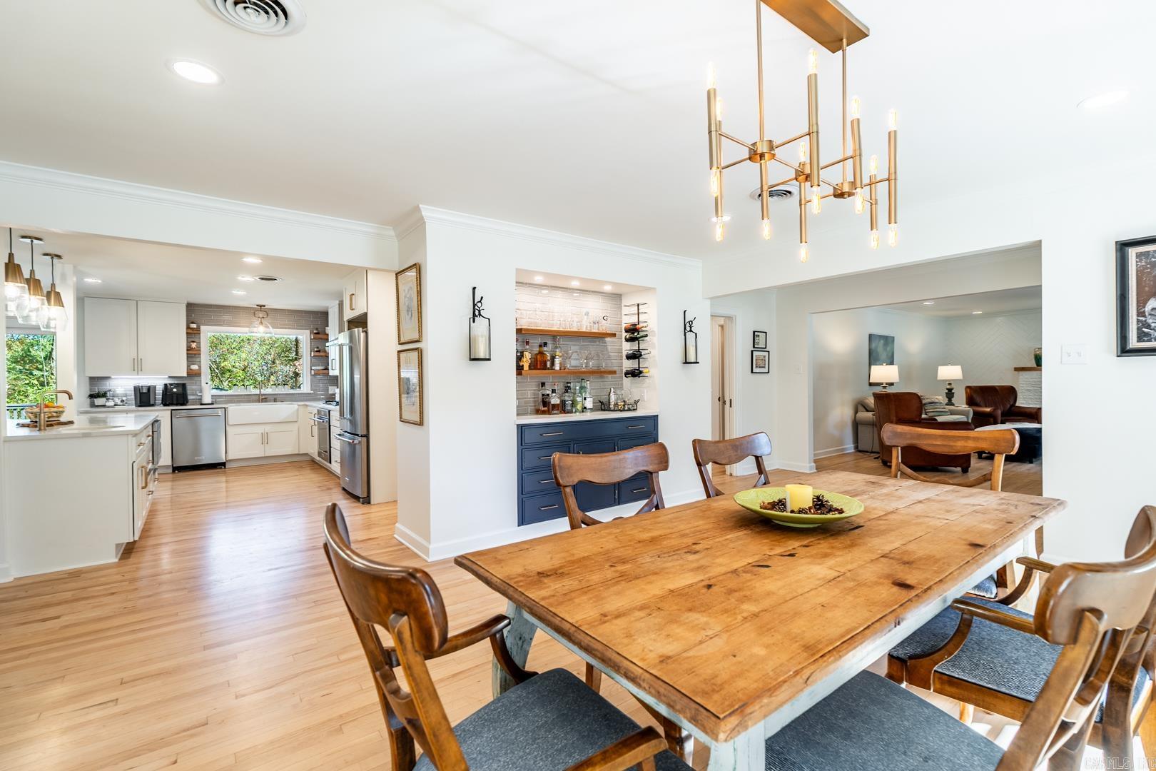 KINGWOOD PLACE - Residential