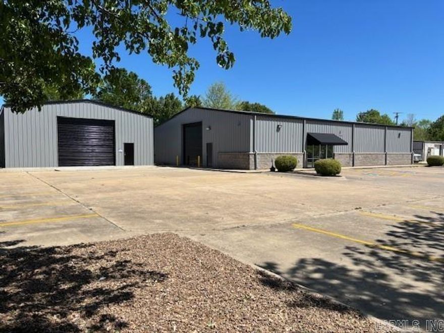 Discover an exceptional opportunity for industrial and manufacturing investment with this impressive property. Boasting a well-maintained total 7,040 SF buildings constructed in 2004 and 2020, this prime site is ideally suited for a range of industrial uses. Zoned C-3. PROPERTY HIGHLIGHTS -Drop down electrical with pre-plumbed air supply plumbing.  -Full climate control in main warehouse.  -Warehouse 2 Heated with full foam insulation.  -Zoned C-3 for flexibility -Ideal for industrial/manufacturing use -Showroom/Waiting/Office area with Bathroom -Shop Bathroom separate.  -New painted exterior and awning.