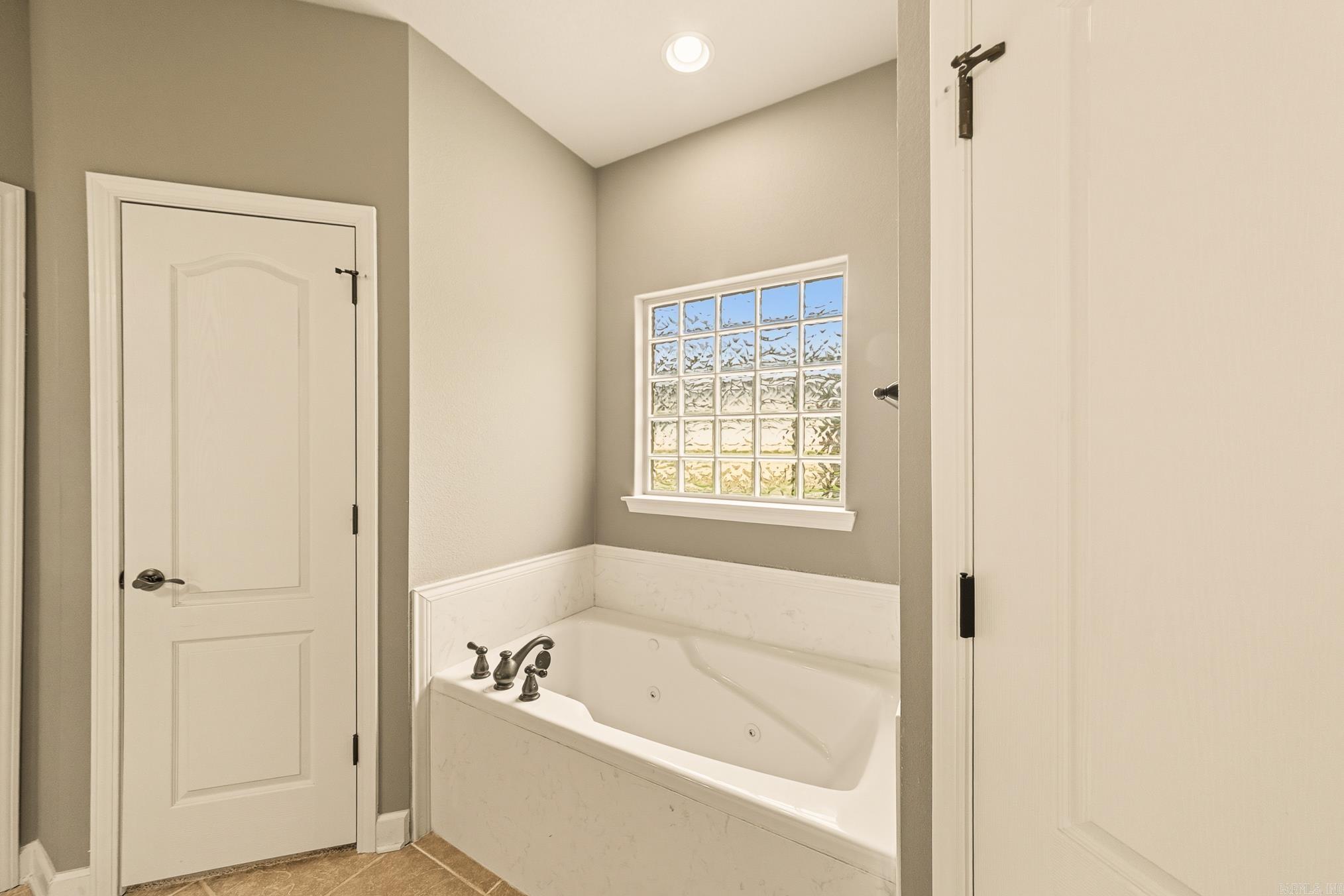 BRYSON ESTATES - Residential