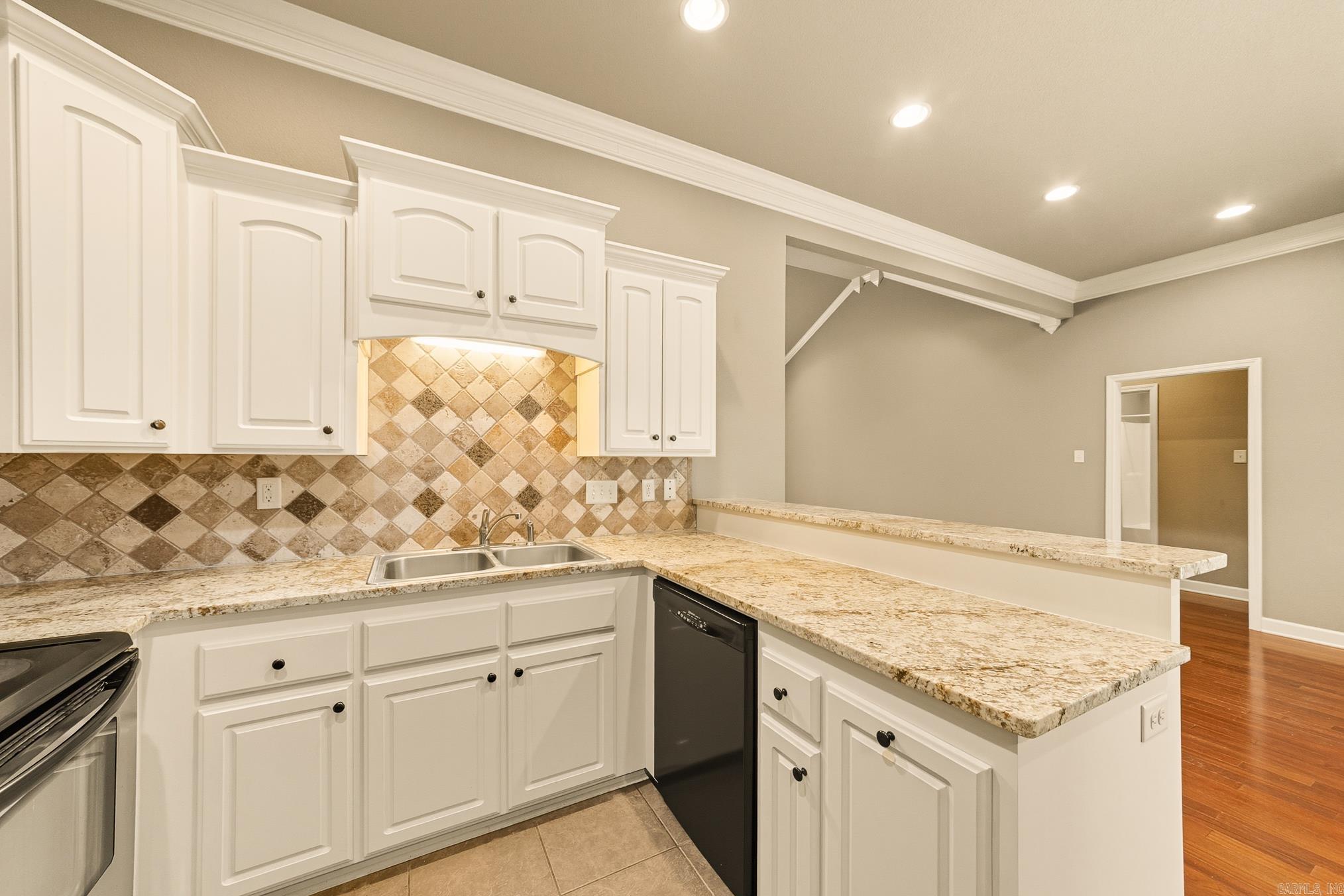 BRYSON ESTATES - Residential