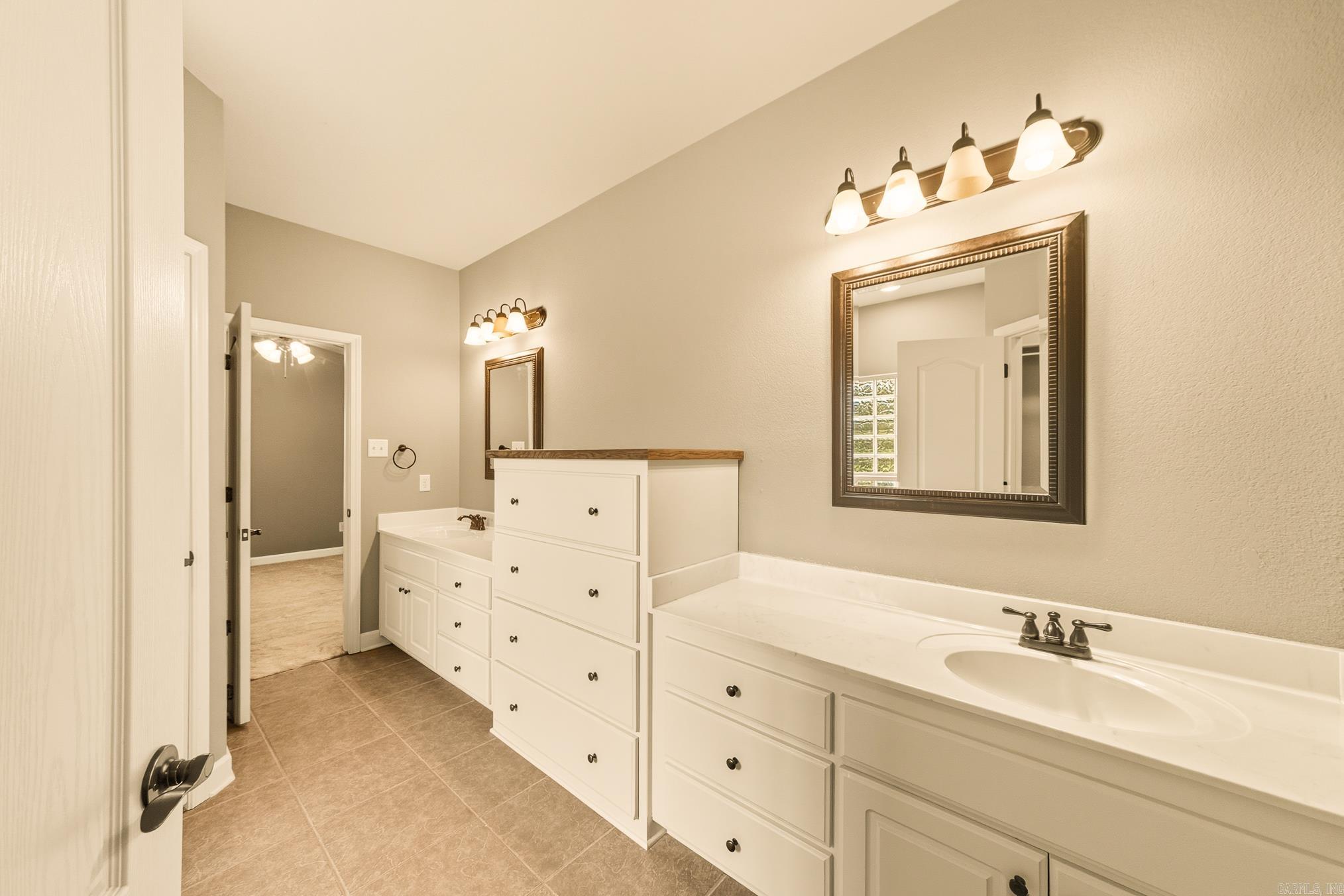 BRYSON ESTATES - Residential