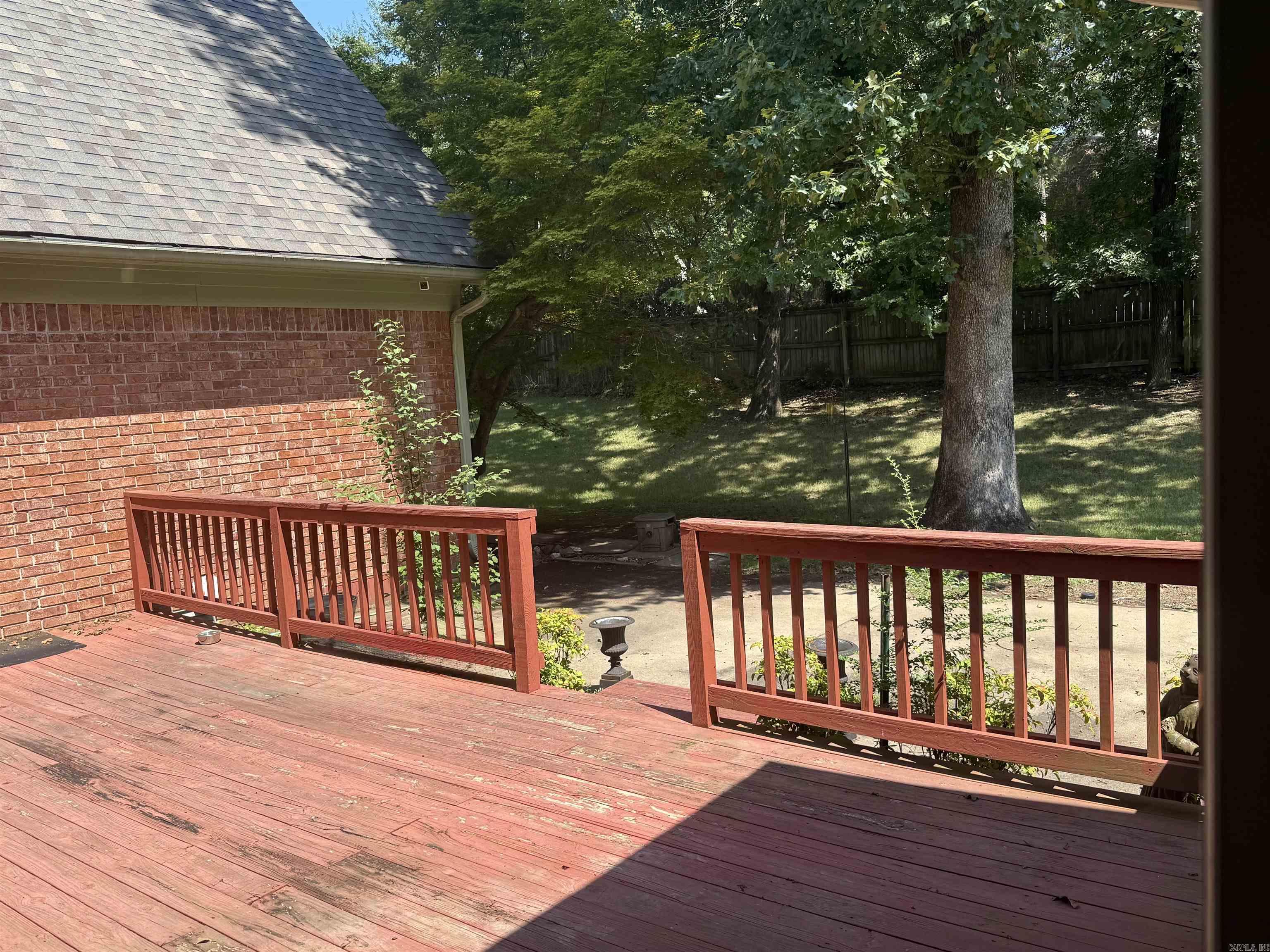 LONGLEA ESTATES - Residential