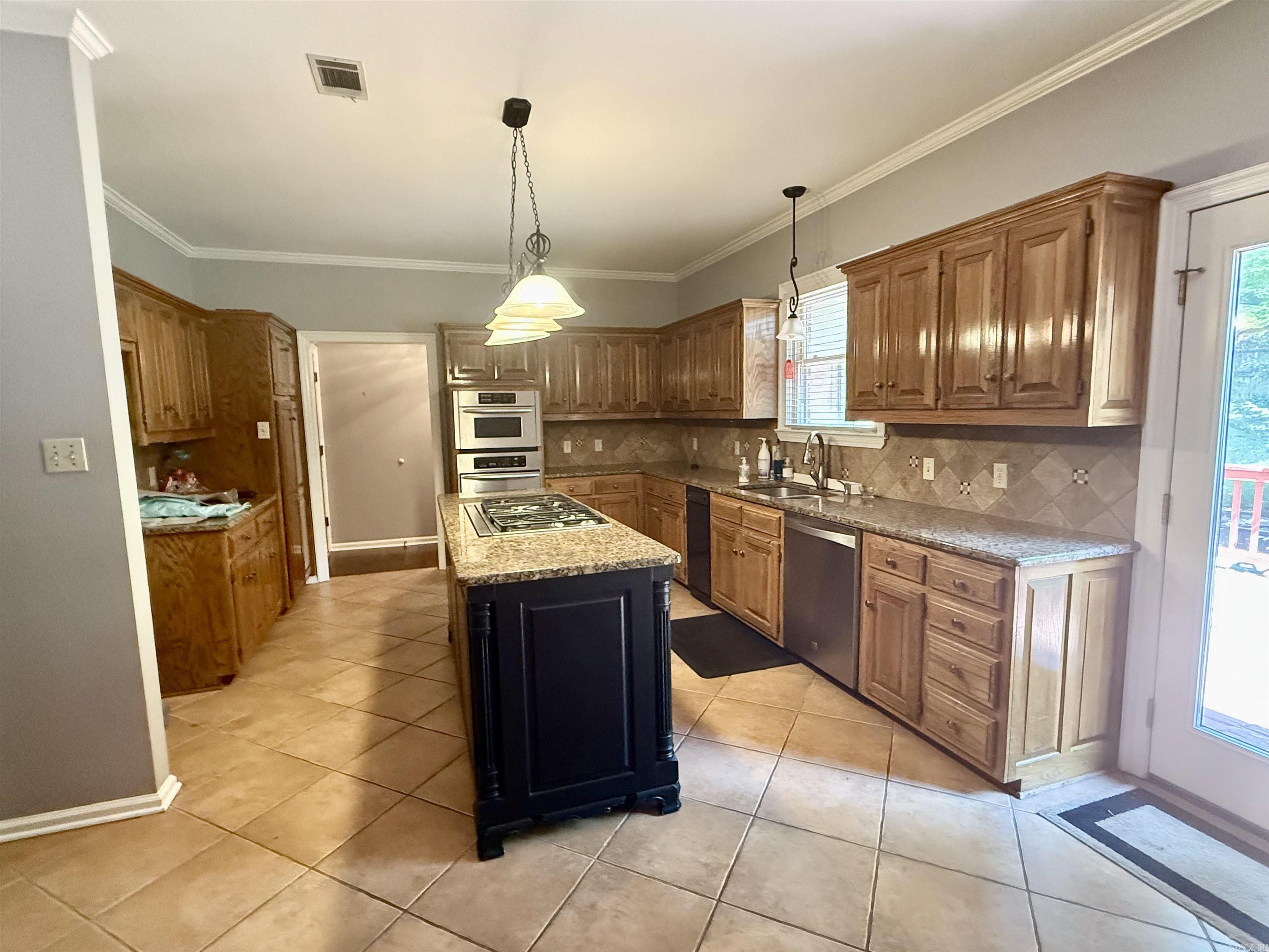 LONGLEA ESTATES - Residential