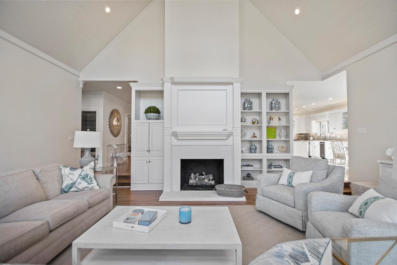 CHENAL VALLEY DUCLAIR COURT - Residential