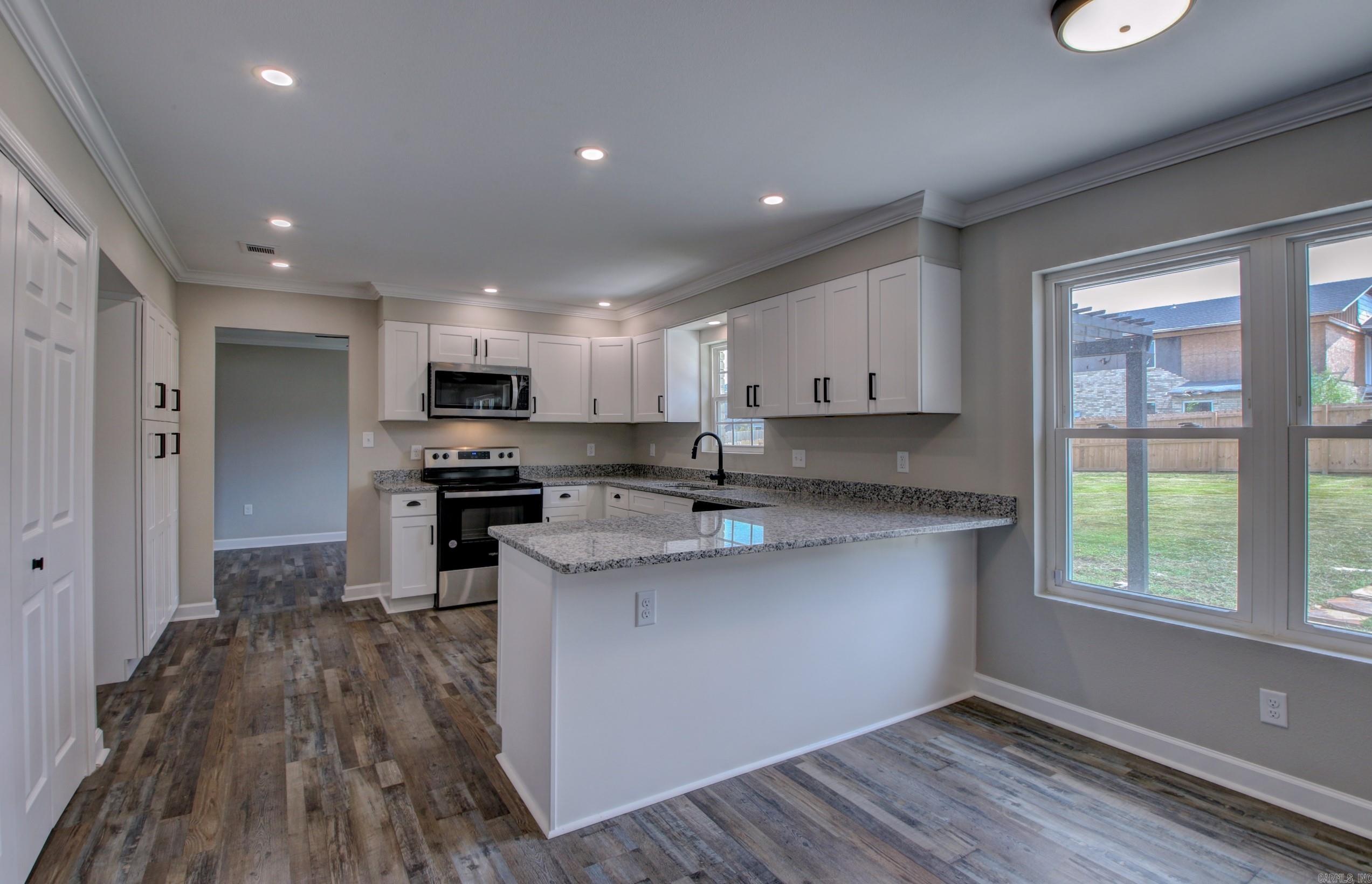 STURBRIDGE - Residential