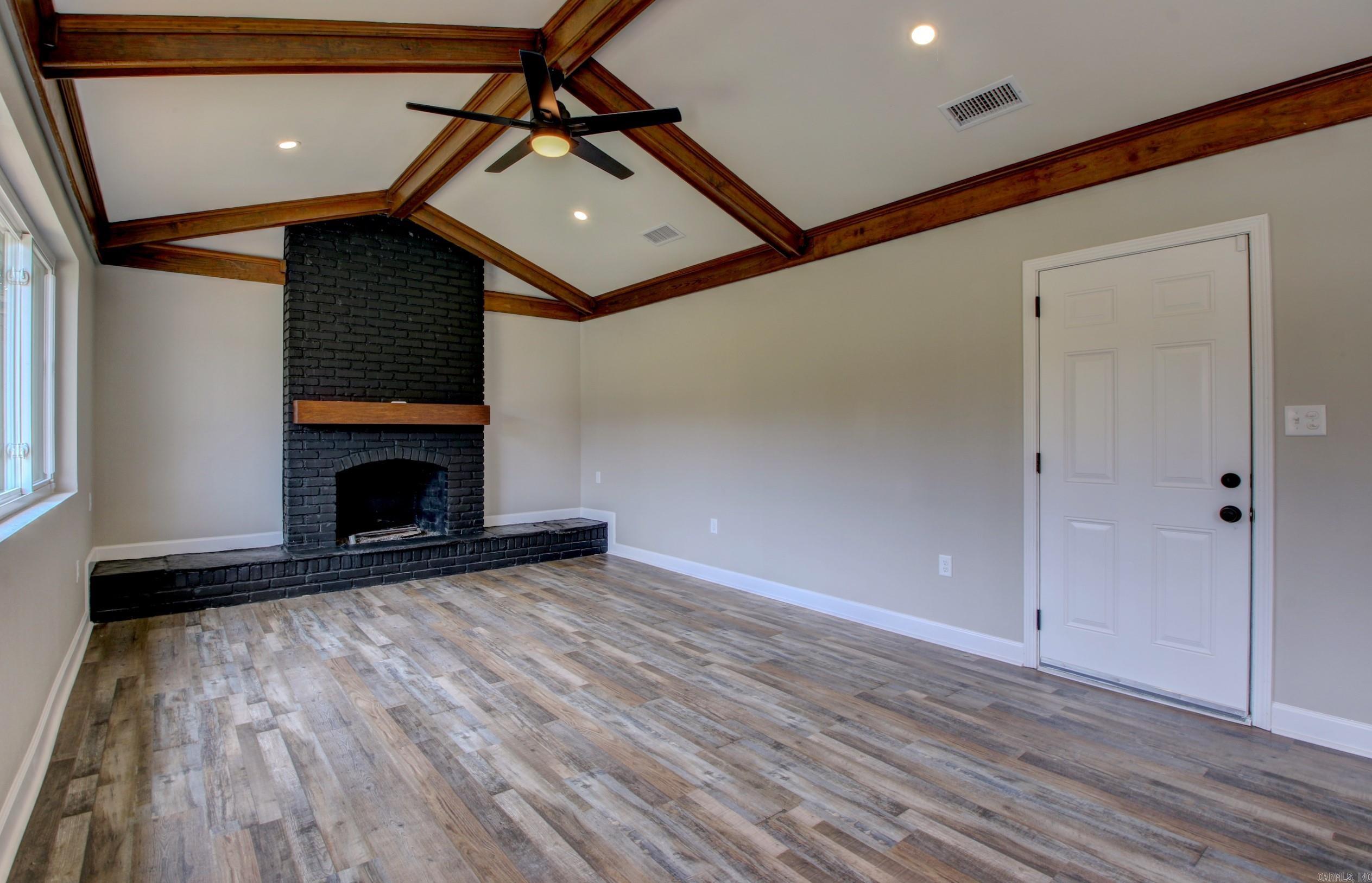 STURBRIDGE - Residential