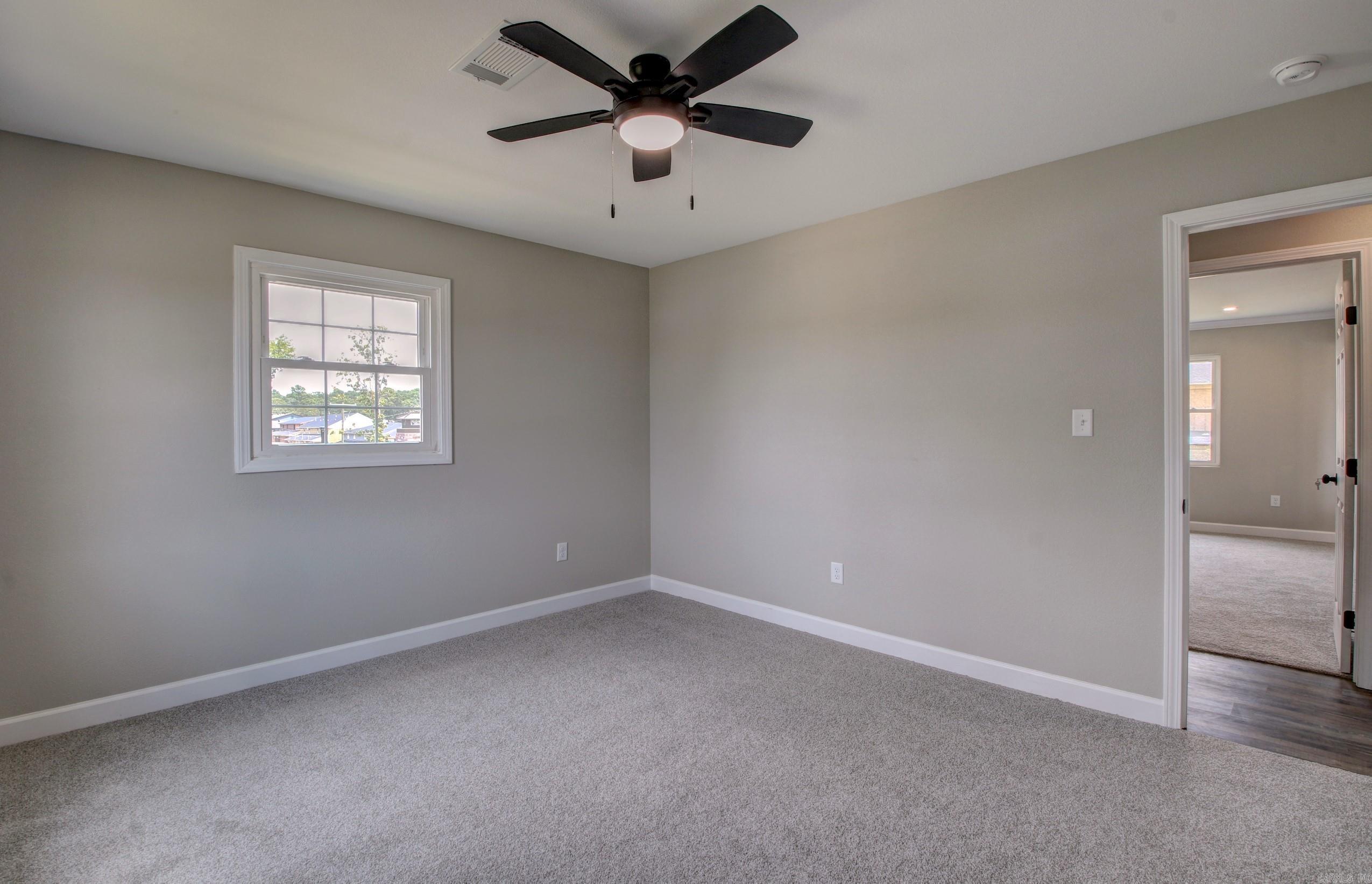 STURBRIDGE - Residential