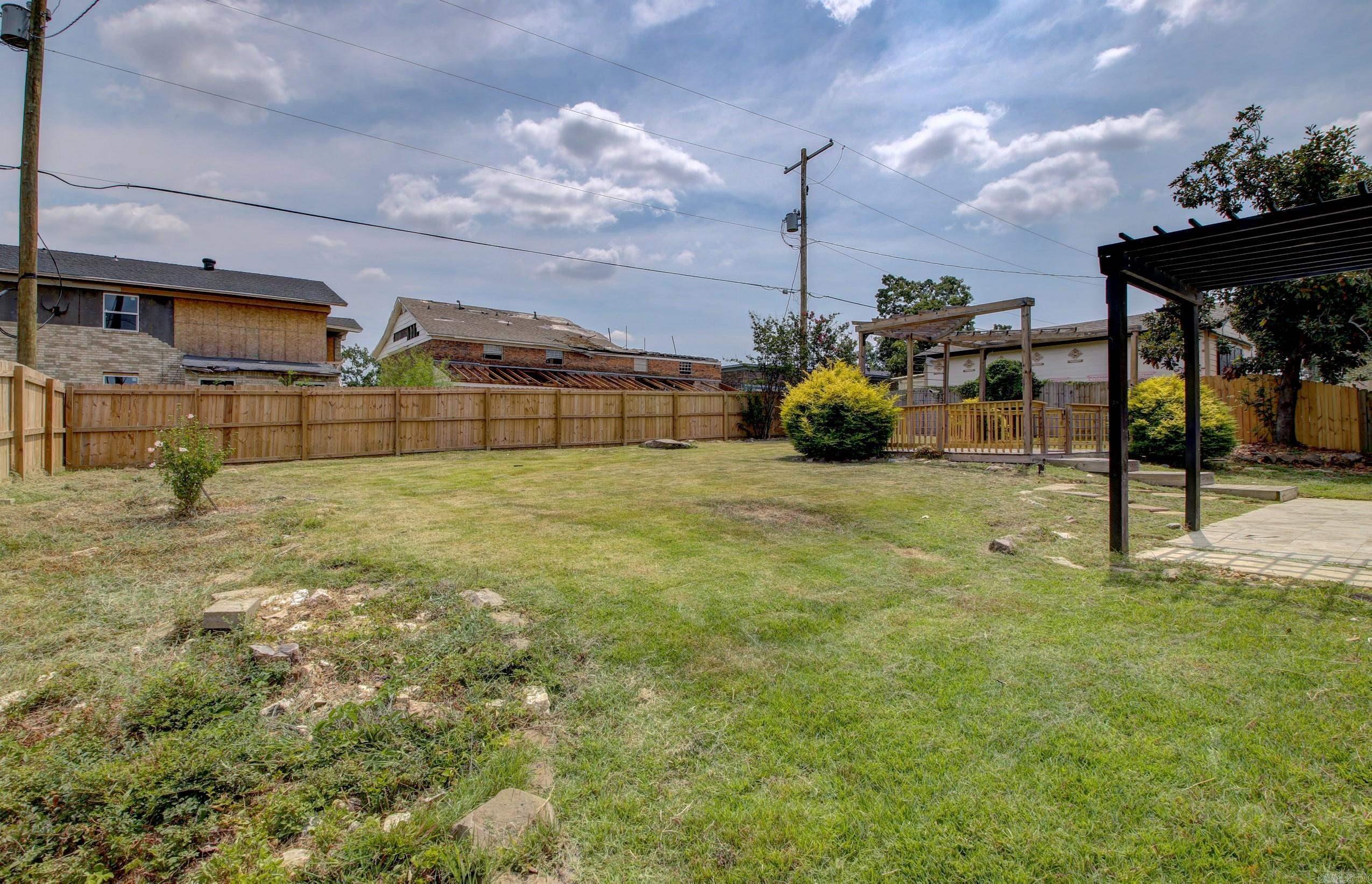 STURBRIDGE - Residential