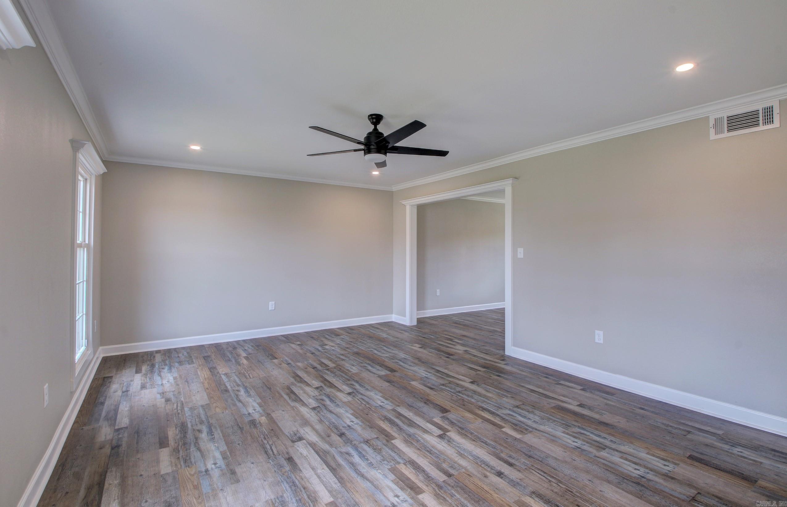 STURBRIDGE - Residential