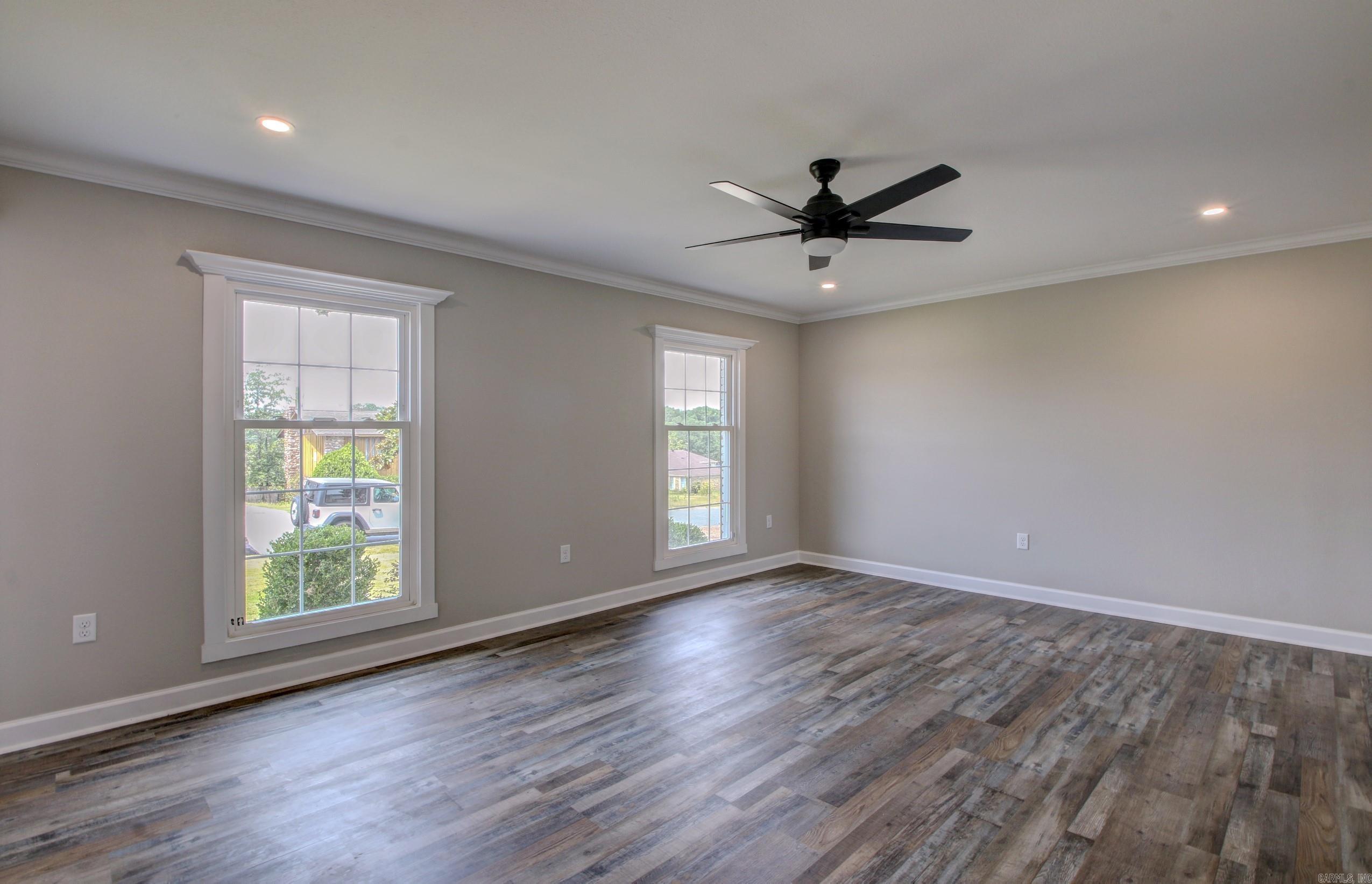 STURBRIDGE - Residential