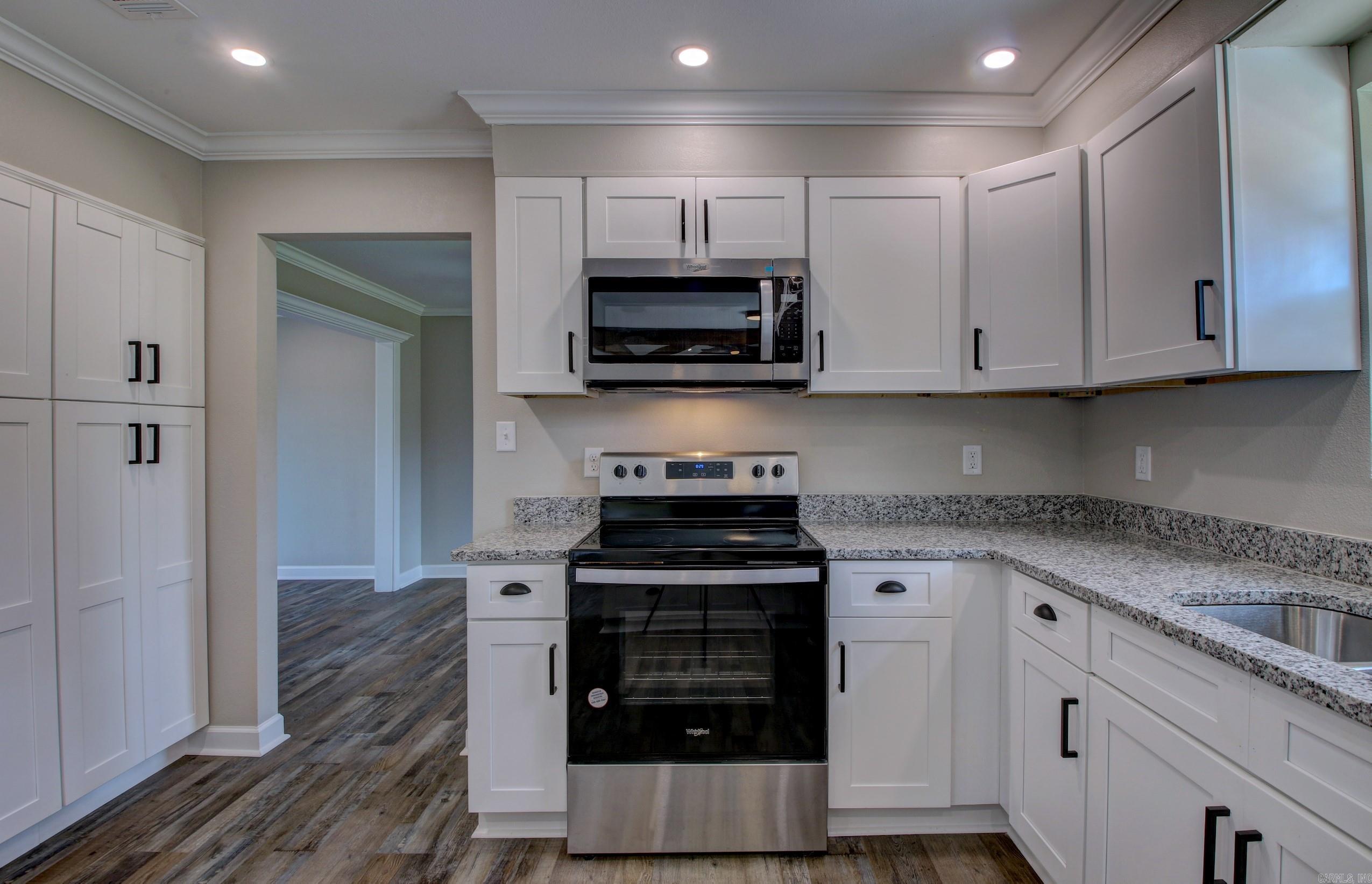 STURBRIDGE - Residential