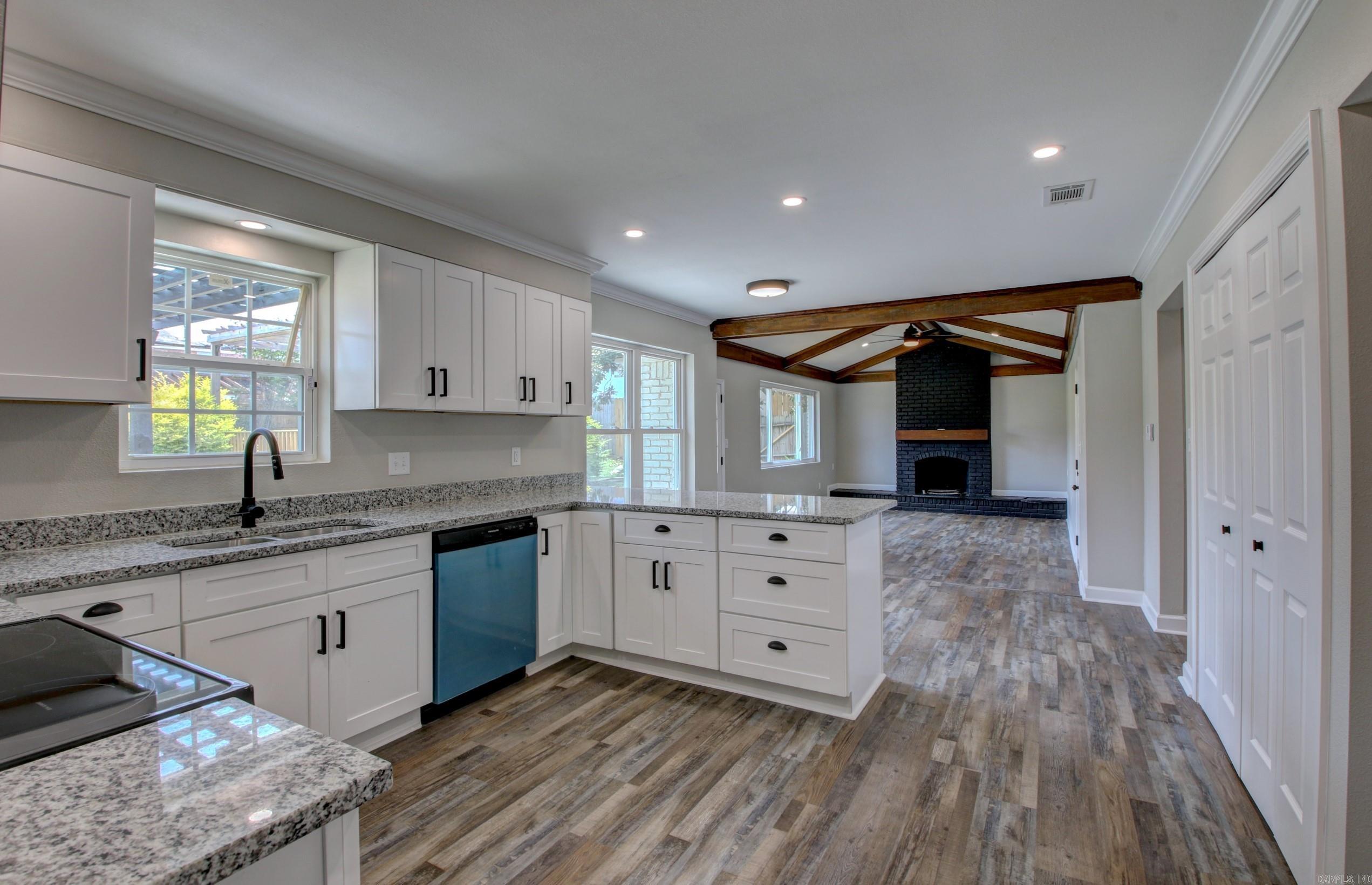 STURBRIDGE - Residential