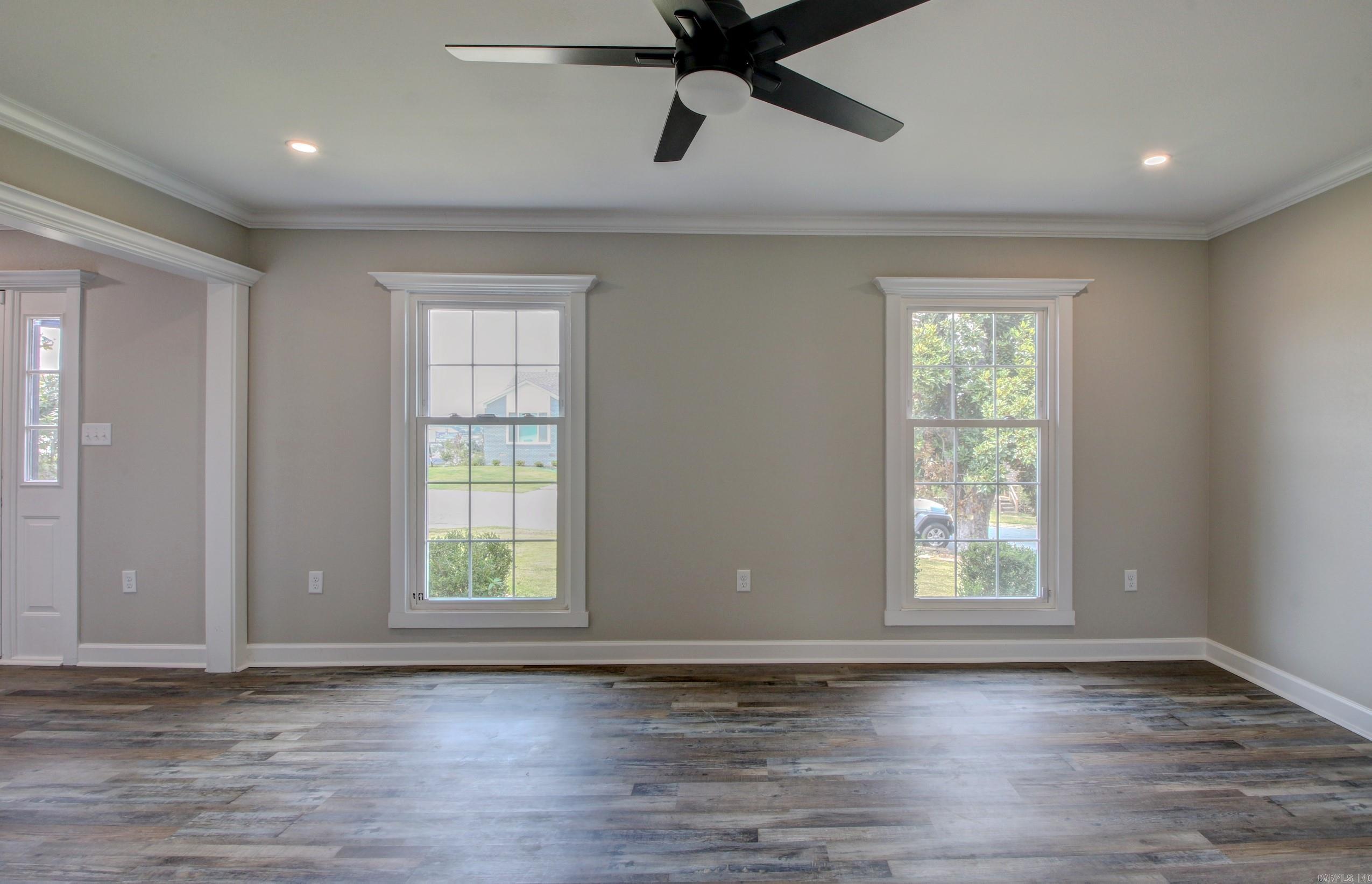 STURBRIDGE - Residential