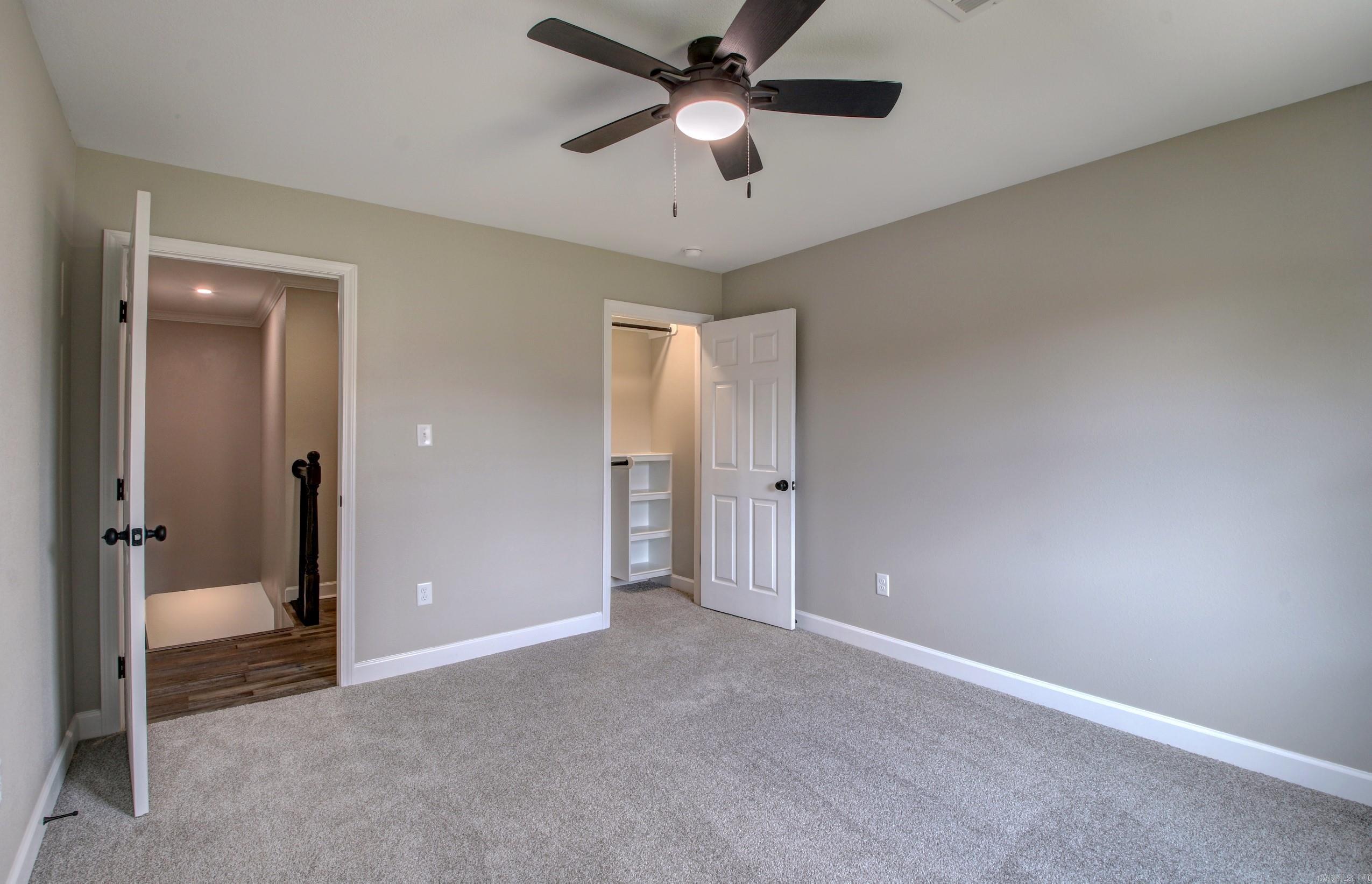 STURBRIDGE - Residential