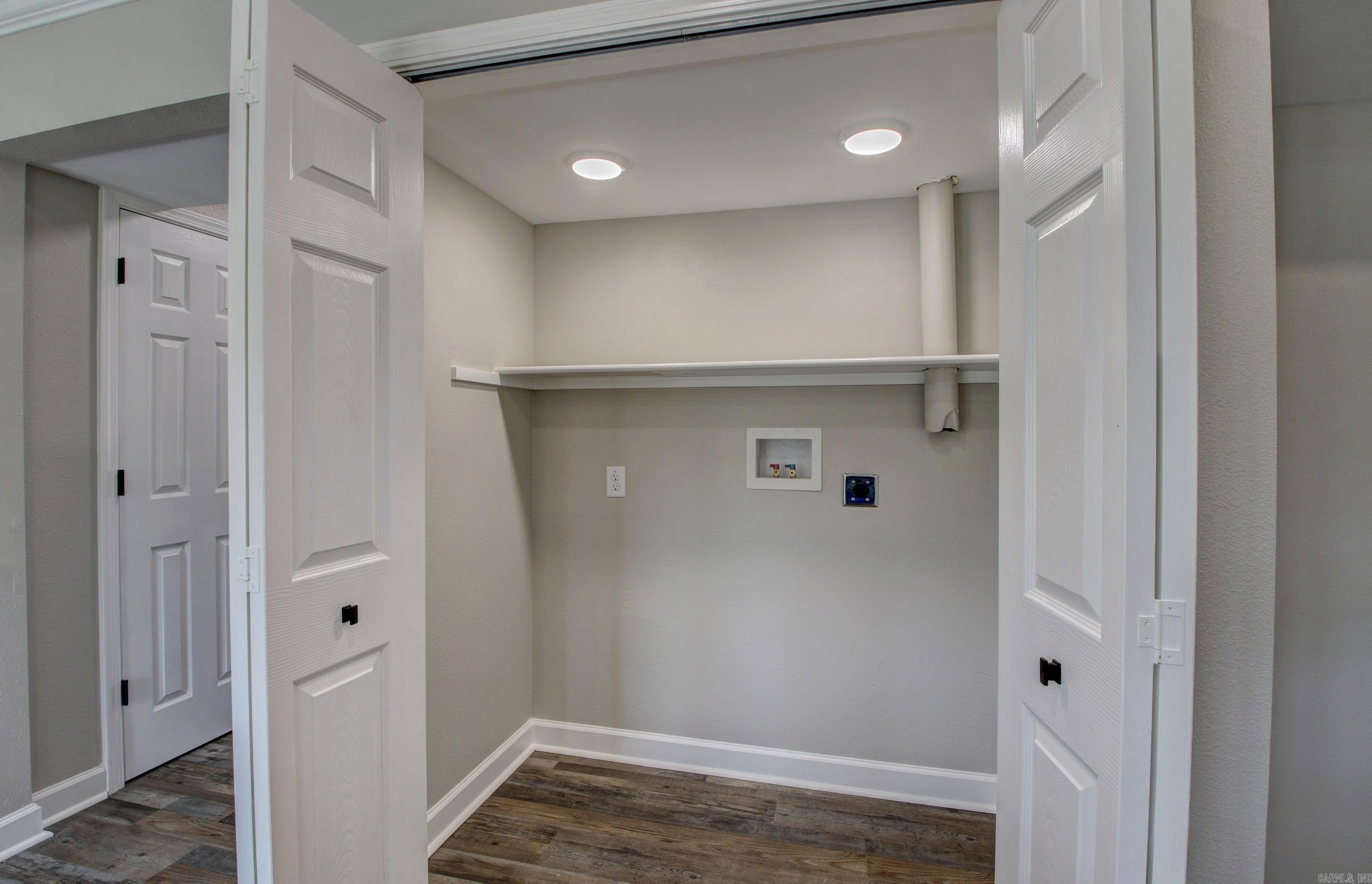 STURBRIDGE - Residential