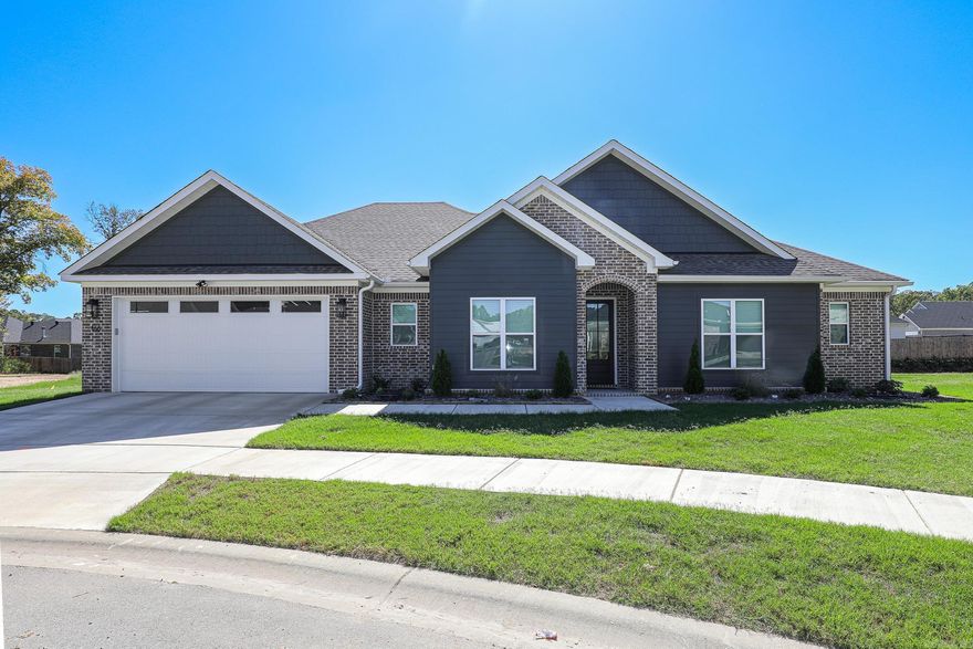 Beautiful Newer Home located in the new  Roman Heights Subdivision.. Amenities Include: Approximately 1884 SF, 3 Bedrooms, 2  Bathrooms, Living Room with gas log fireplace, Open Floor Plan, Kitchen/Dining Combo, Living/Dining Combo, Large Kitchen Island, Split Bedroom Floorplan, Custom Tile Shower, Pantry, Laundry Room, LVP Flooring in main areas, Nice Cul-de-sac Lot, Covered Rear Patio, Covered Front Porch, 2 Car Garage, Bryant Schools, And Much More. A Must See....