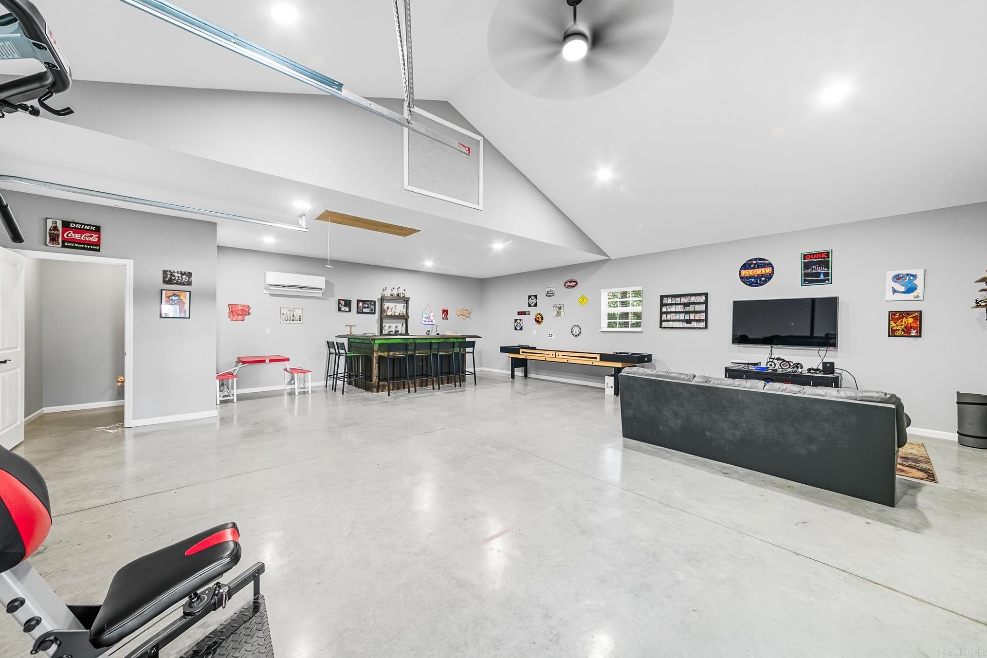 Hidden Lake - Residential