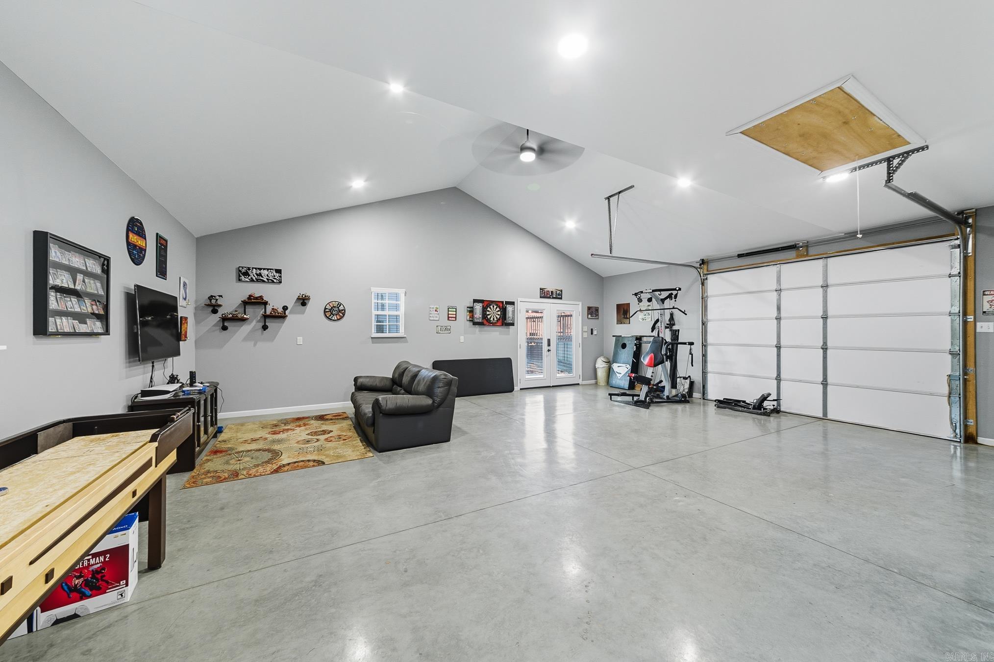 Hidden Lake - Residential