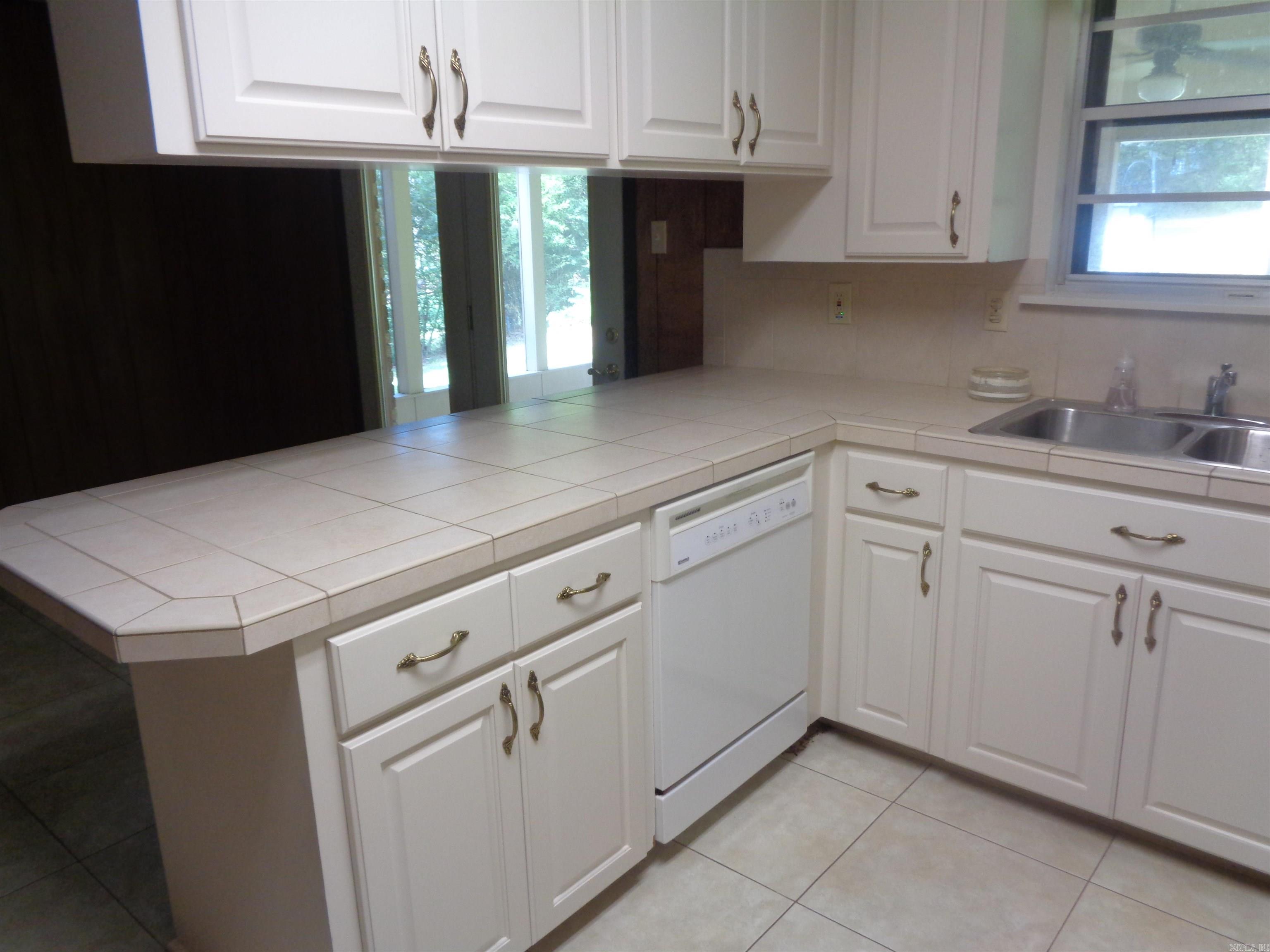 Twin Lakes - Residential