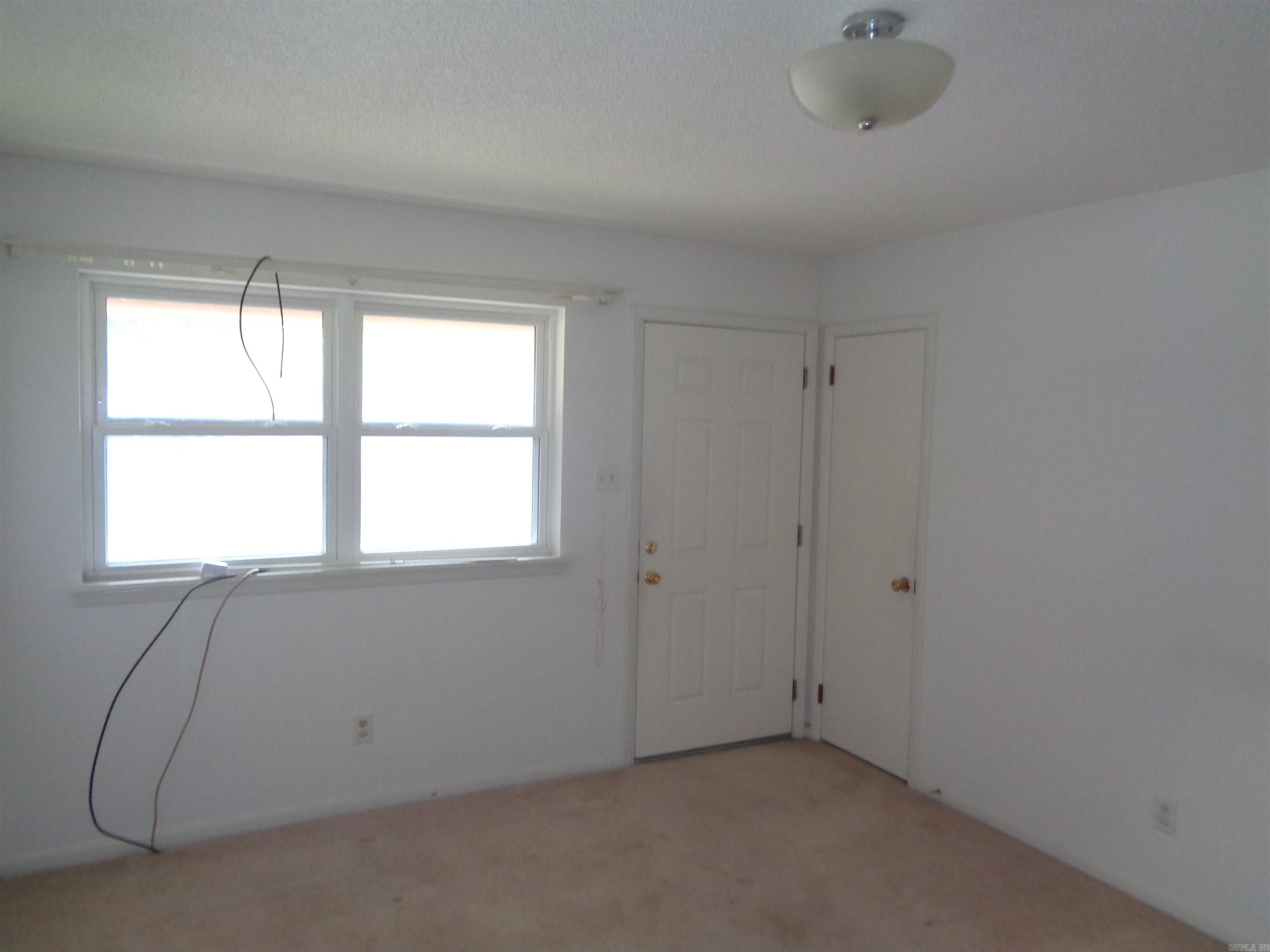 Twin Lakes - Residential