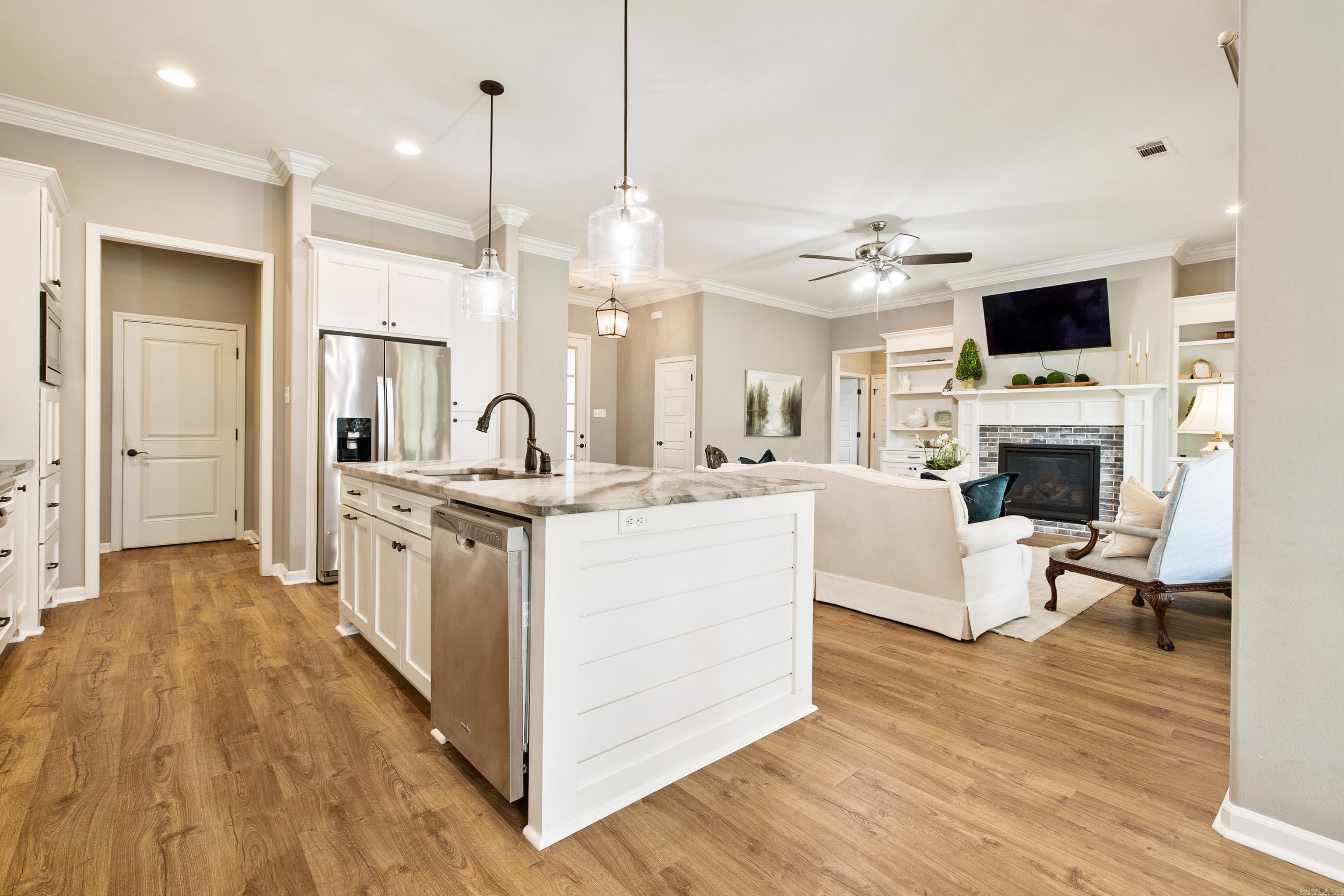 KENSINGTON PLACE - Residential