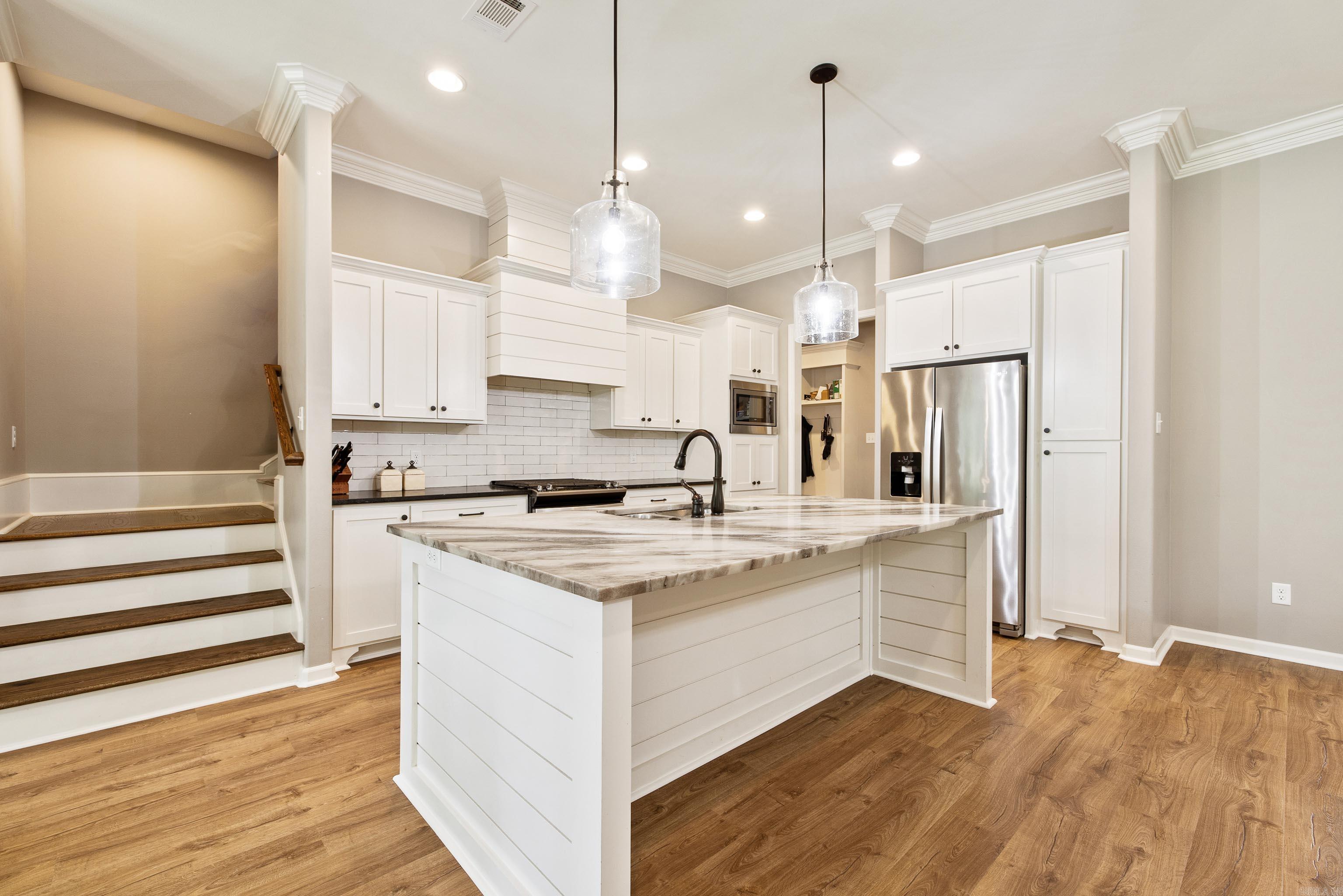 KENSINGTON PLACE - Residential