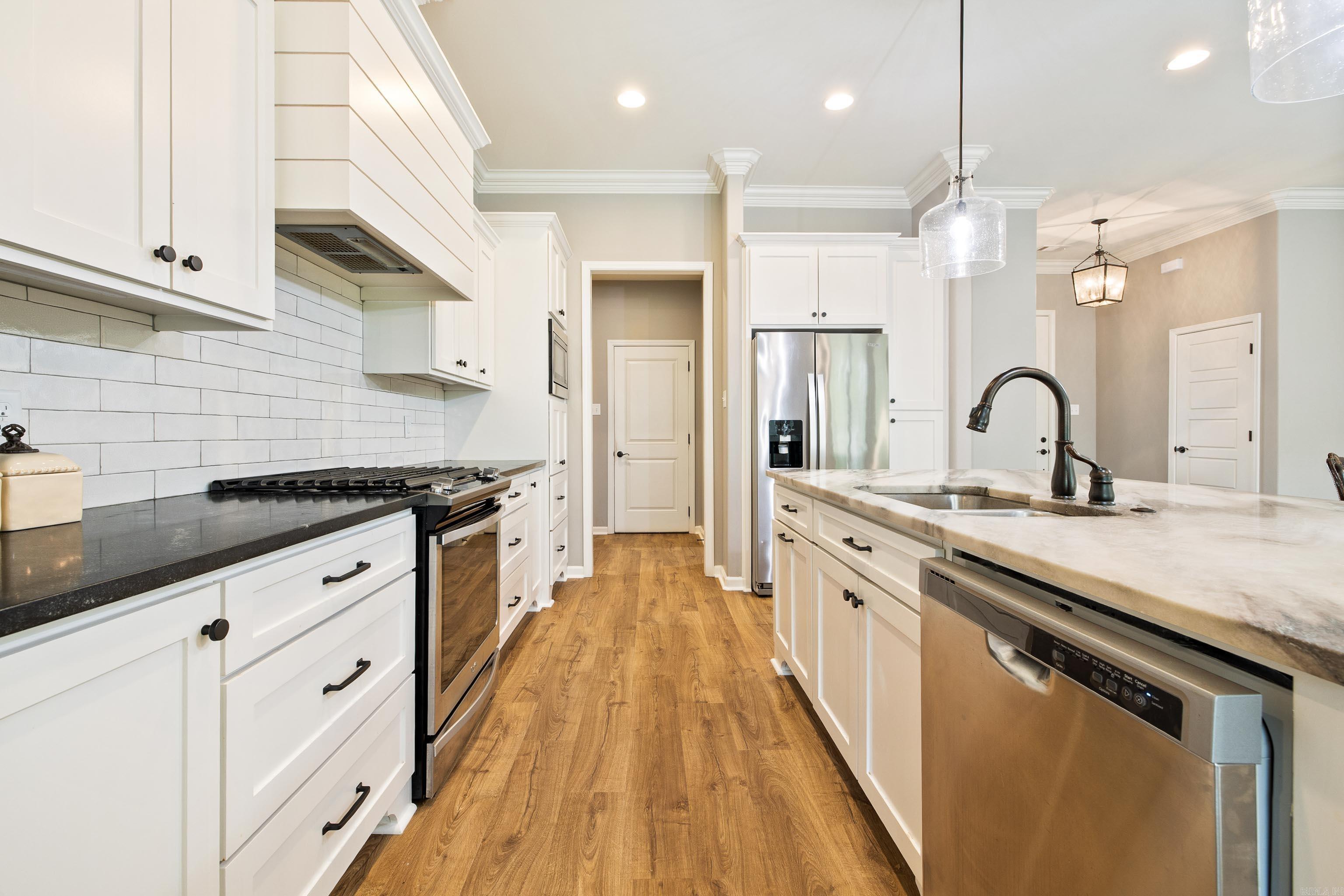 KENSINGTON PLACE - Residential