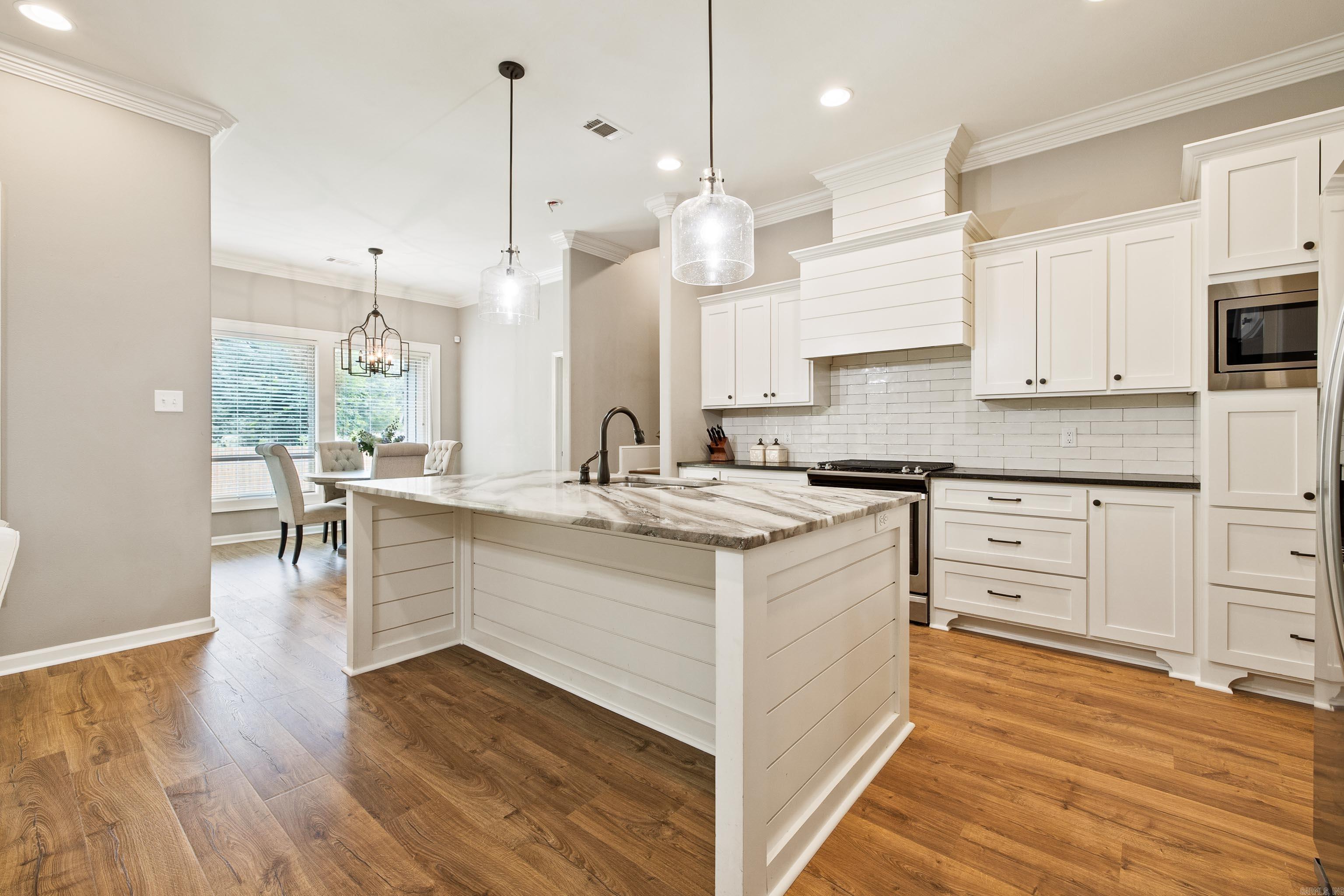 KENSINGTON PLACE - Residential