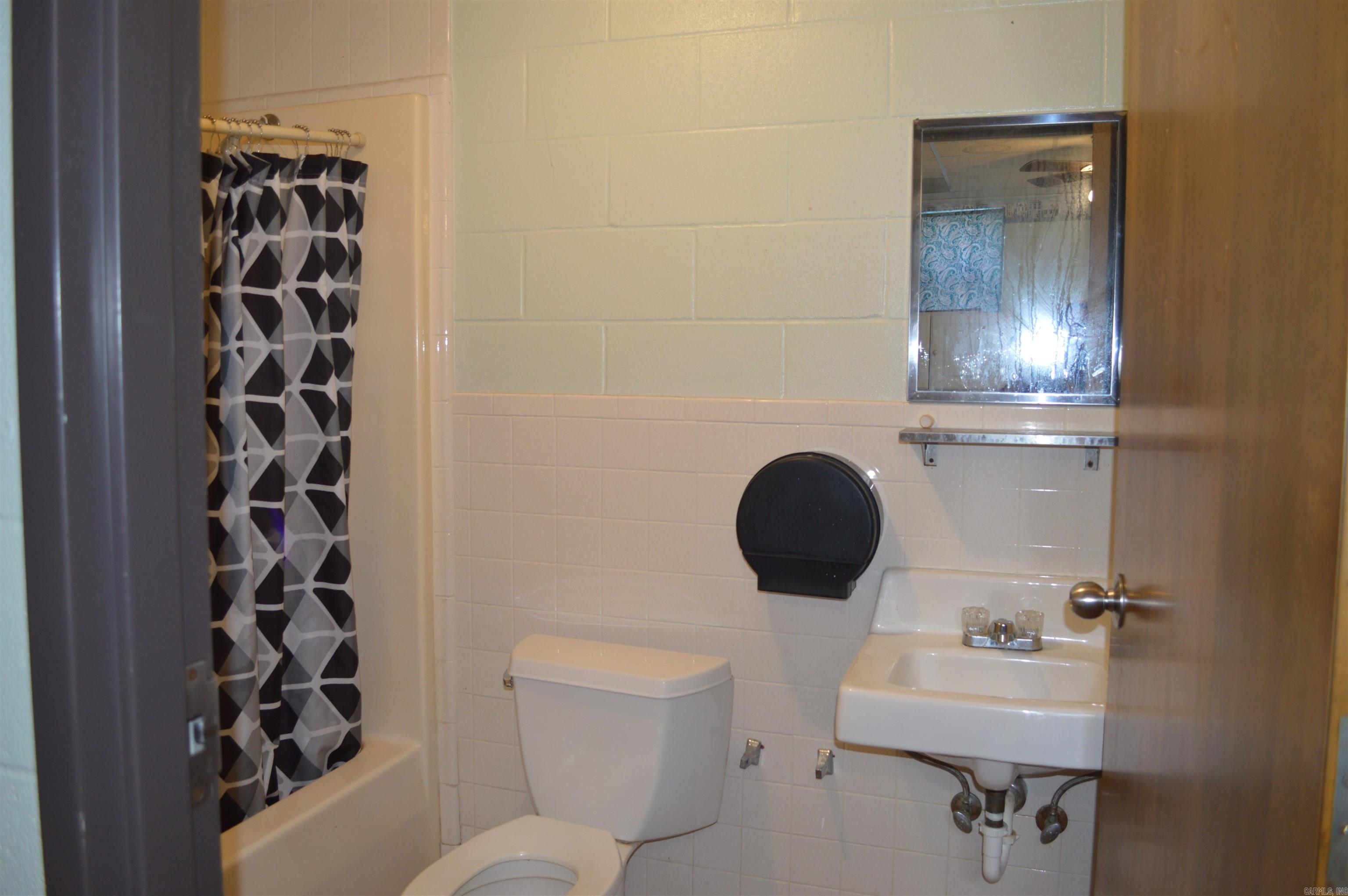 Harding D - Commercial Sale